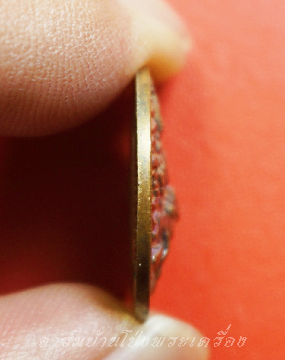 หลวงพ่อหวล วัดชาวเหนือ เสือคาบดาบ(กันชง) ปี๒๕๔๙ พิมพ์เล็ก กะไหล่นาค(องค์ที่4)