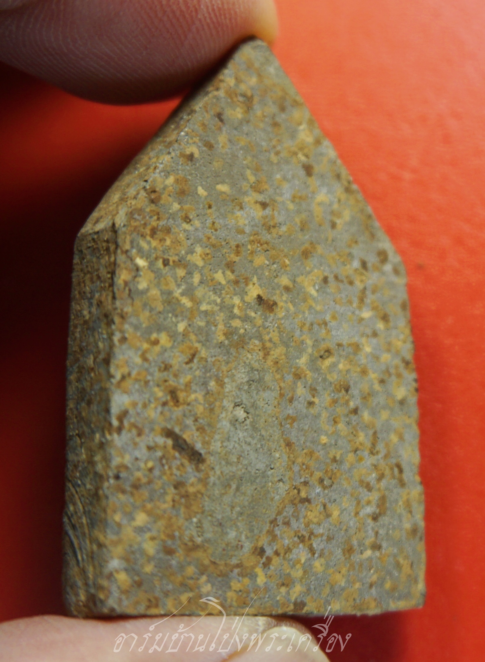 หลวงพ่อแทน วัดธรรมเสน ขุนแผนหน้ายักษ์ ปี๒๕๐๖ เนื้อผงสีเทา(องค์ที่1)