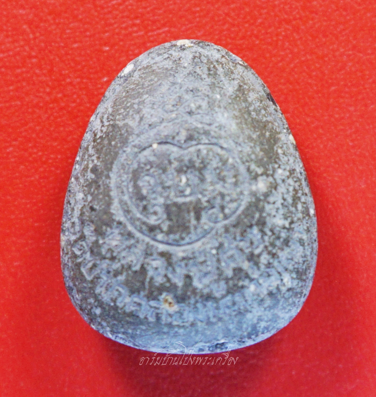 พระปิดตา หลวงปู่ศุข วัดปากคลองมะขามเฒ่า เนื้อผงสีน้ำตาล(องค์ที่1)