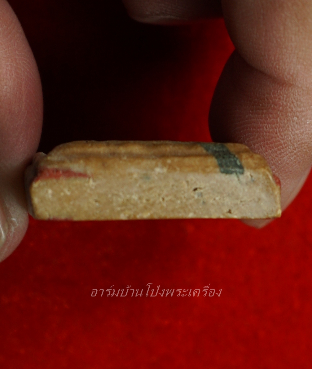 พระพุทธชินราช สายรุ้ง วัดถ้ำสาริกา เนื้อผงเทียนชัย(องค์ที่3)