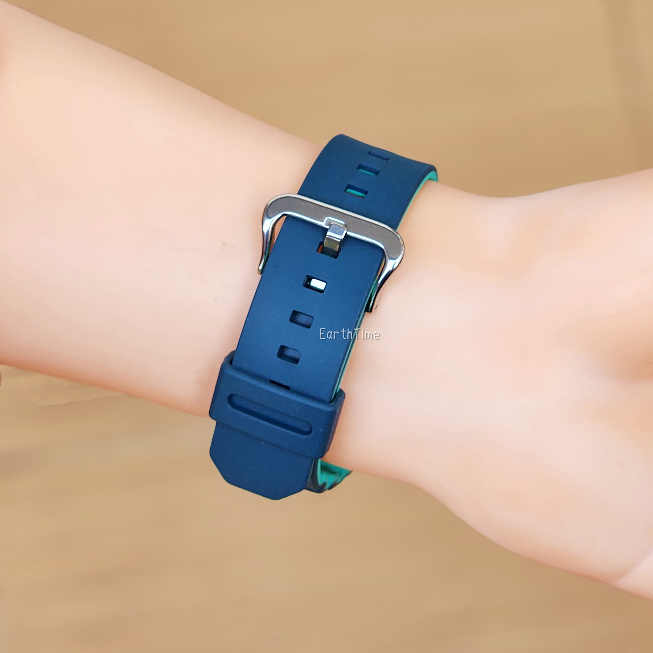 G-Shock ของใหม่แท้100% รับประกัน 1 ปี รุ่น AWG-M100SCC-2ADR