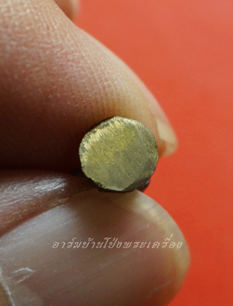 หลวงพ่อแก่นจันทร์ วัดช่องลม รูปหล่อ เนื้อทองแดง พิมพ์เล็ก(องค์ที่1)