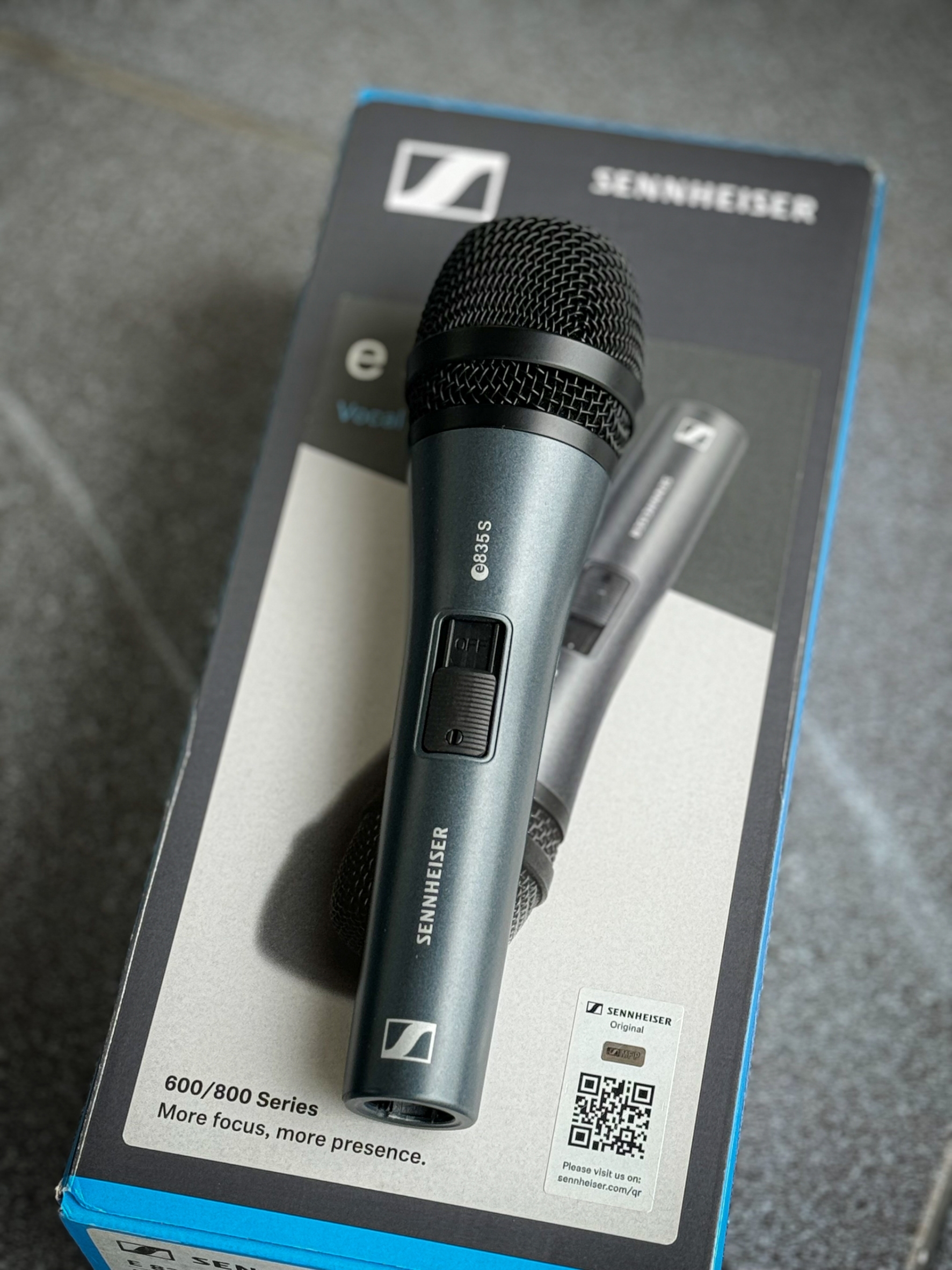 Sennheiser E-835S ไมโครโฟน * รุ่นมีสวิทช์ * ไมค์ รับเสียงไดนามิค น้ำหนักเบา พกพาสะดวก [รวม VAT]