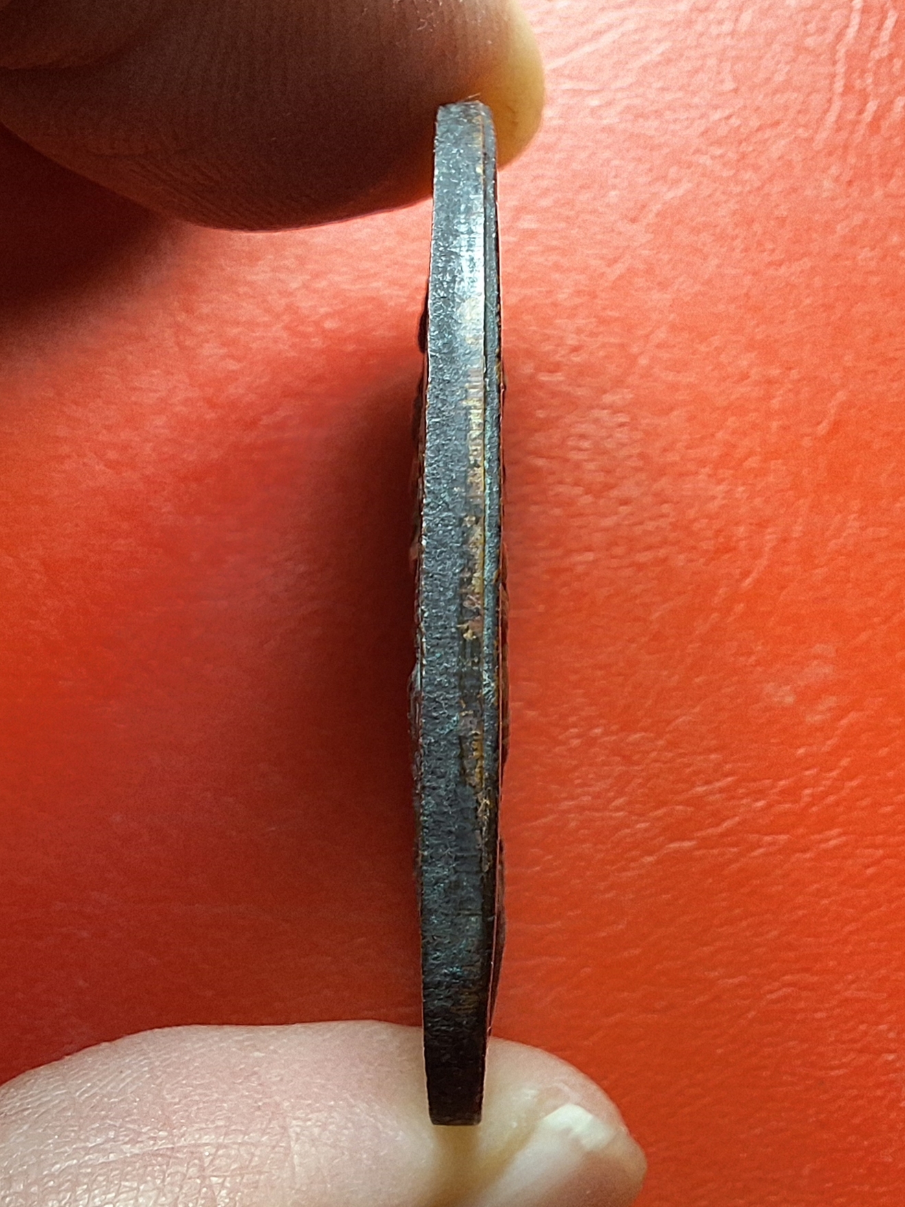 เหรียญระเบิด มหายันต์ พระนเรศวรมหาราช ปราบไพรี อริศัตรูพ่าย พิมพ์นิยม นั่งใหญ่ อ.หม่อม (รุ่นไพรีพินาศ อริศัตรูพ่าย)ปี๒๕๕๐ เนื้อทองแดง(องค์ที่1)