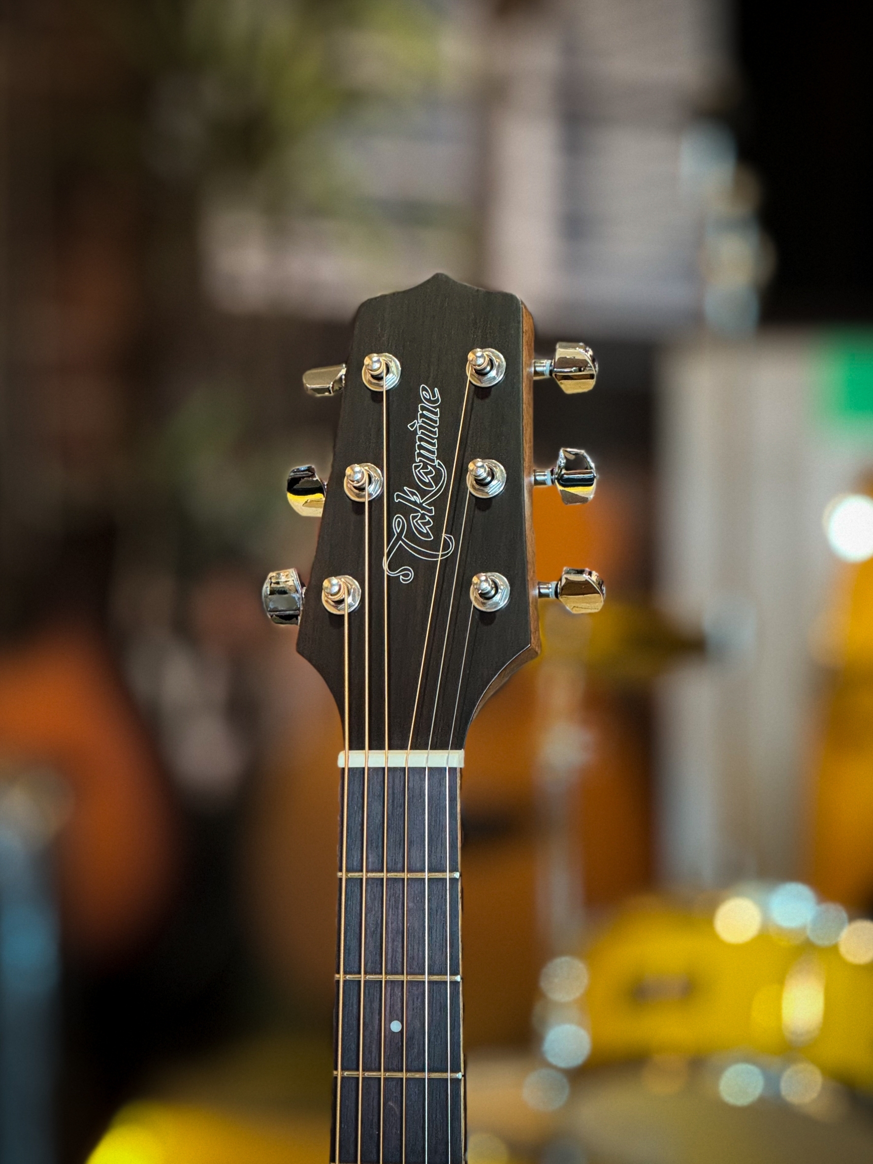 Takamine กีต้าร์โปร่งไฟฟ้า GD20CE หน้าไม้แท้ top solid สามารถปรับ EQ ได้ 3 ย่านเสียง