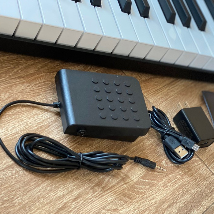 เปียโนไฟฟ้า 88 คีย์ Pastel PL-88C มาพร้อมฟังก์ชั่น Bluetooth มีเสียงให้ 129 โทน [🎯พร้อมของแถมสุดคุ้ม]