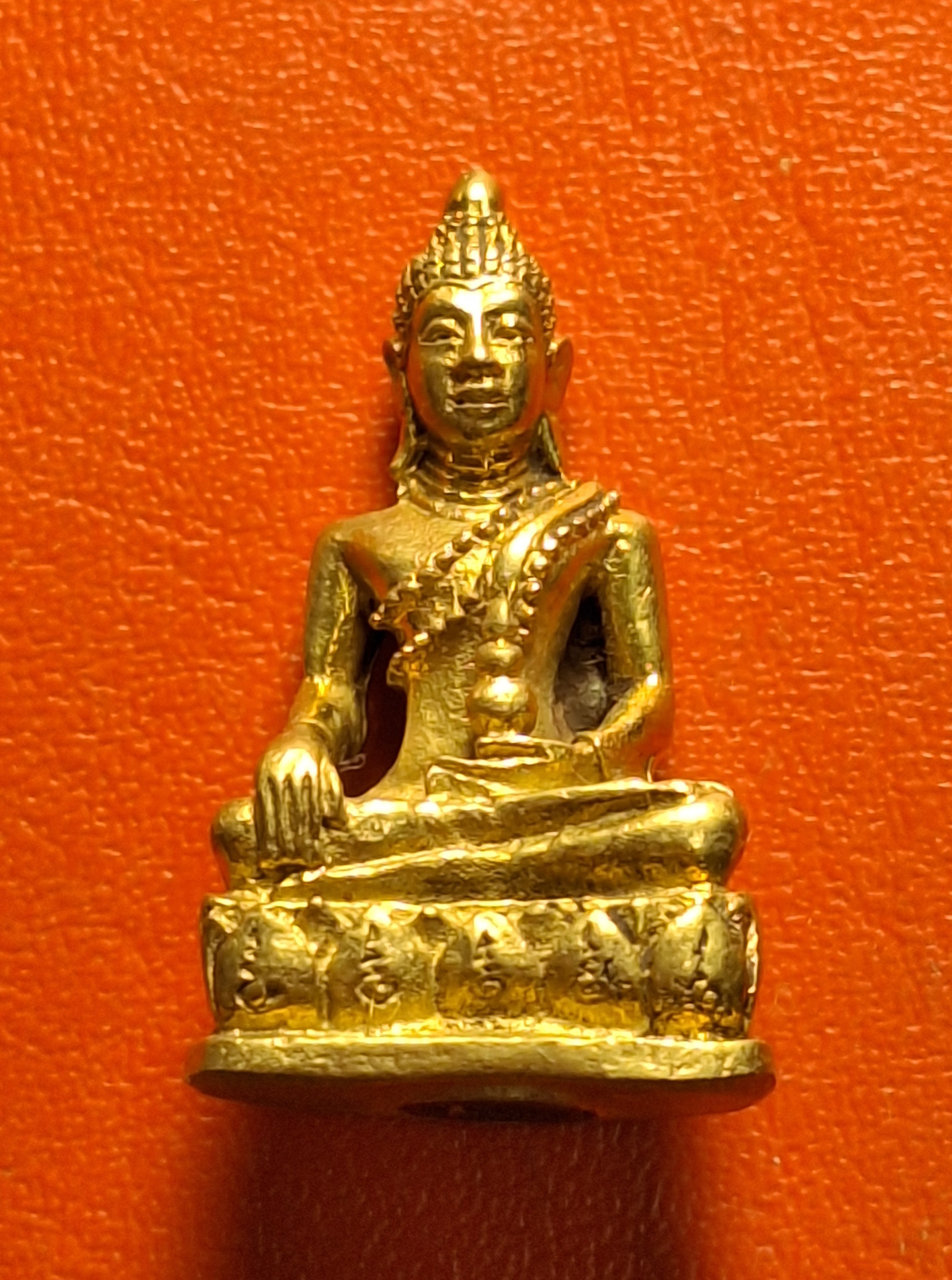 หลวงพ่อใหญ่ วัดหนองลี รูปหล่อ เนื้อทองเหลือง(องค์ที่1)