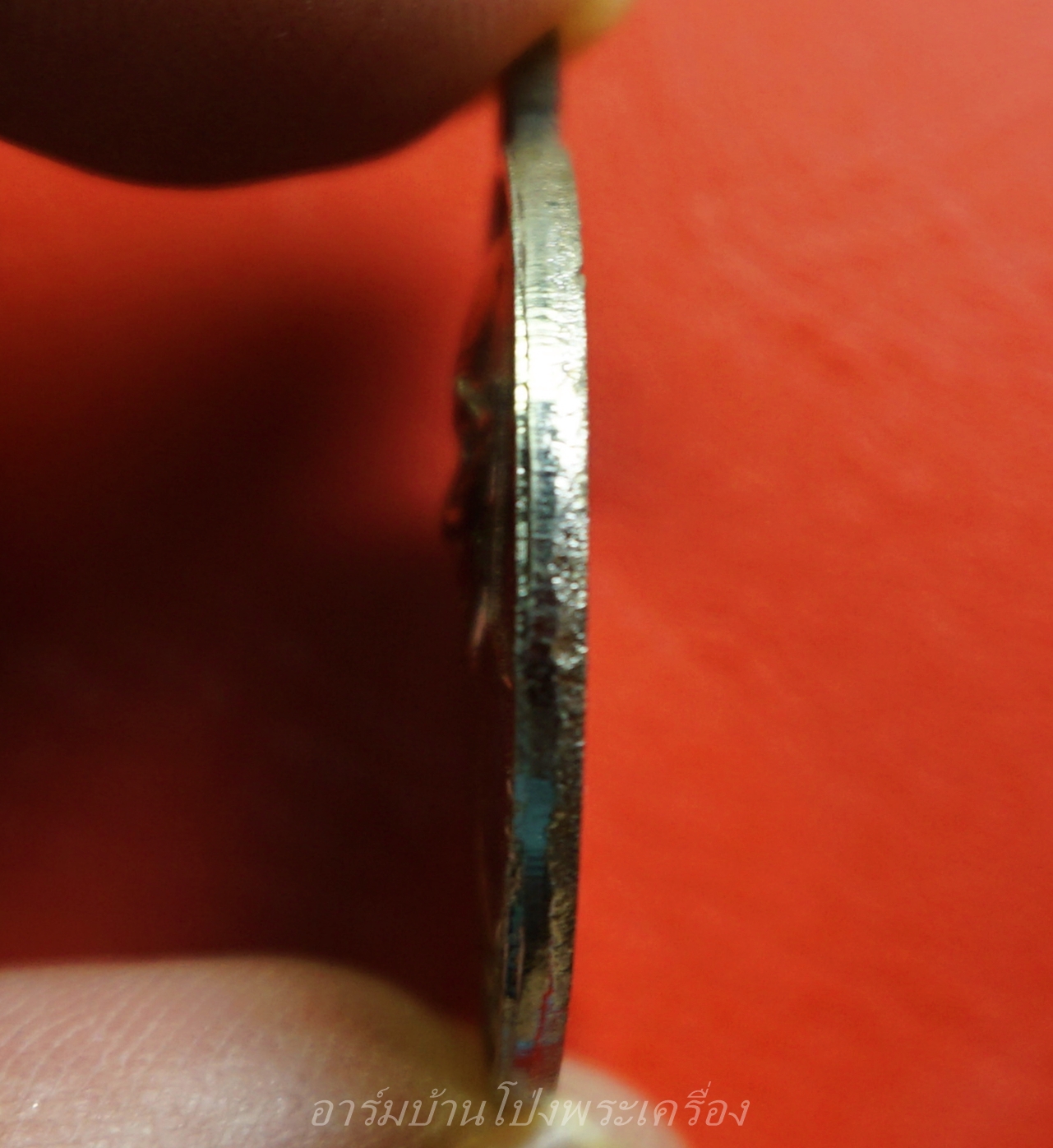 หลวงพ่อโบ้ย วัดมะนาว จ.สุพรรณบุรี หลังยันต์ห้า แจกงานศพ ปี๒๕๐๘ เนื้อกะไหล่เงิน(องค์ที่1)