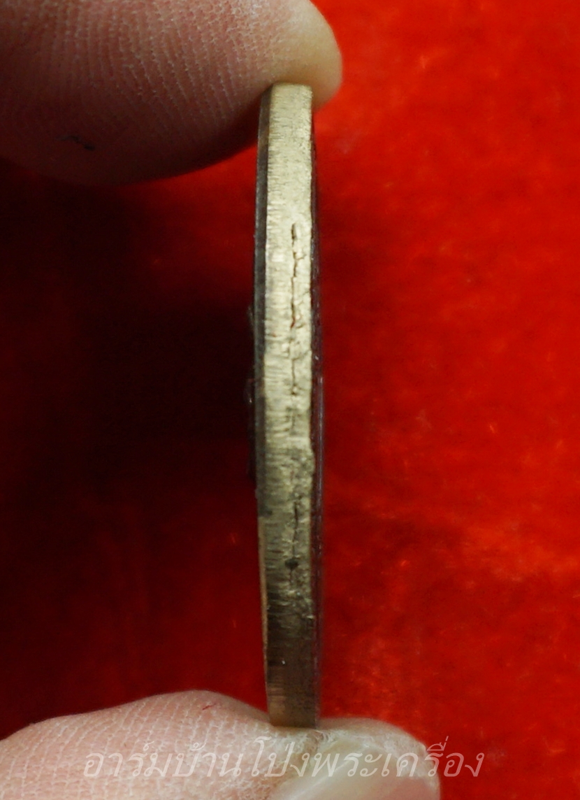 หลวงพ่อสง่า วัดบ้านหม้อ รุ่นปราบก๊อตอามี่ ปี๒๕๔๓ เนื้อนวะ(องค์ที่2)