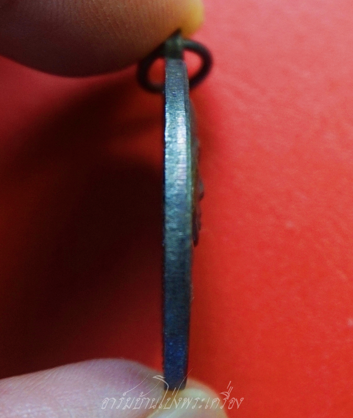 หลวงพ่อเชิญ วัดโคกทอง เหรียญรูปเหมือนหลังยันต์เกราะเพชร ปี๒๕๓๕ เนื้อทองแดงรมดำ(องค์ที่1)