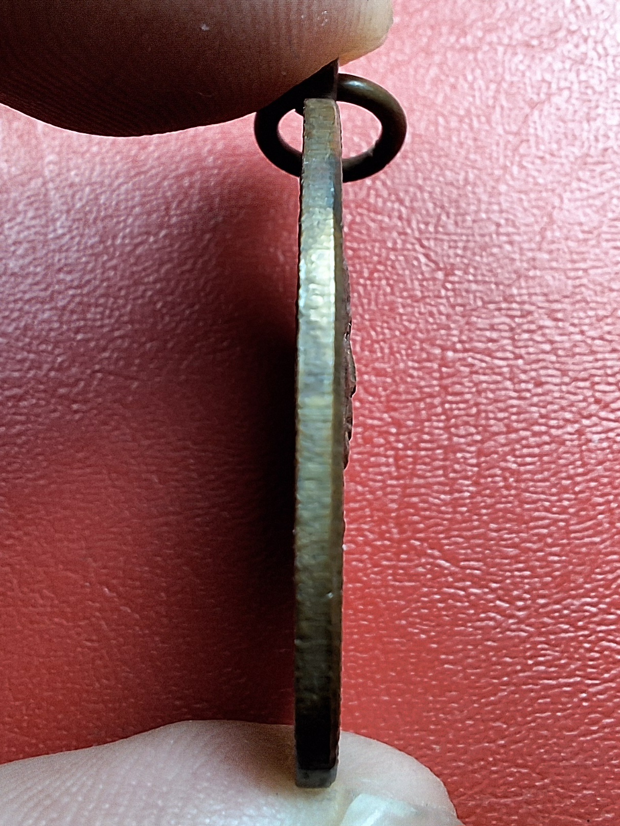 หลวงพ่อคูณ วัดจอมบึง รุ่นสอง ปี๒๕๐๘ บล๊อกมีจุด มี พ.ศ. เนื้อทองแดง(องค์ที่14)