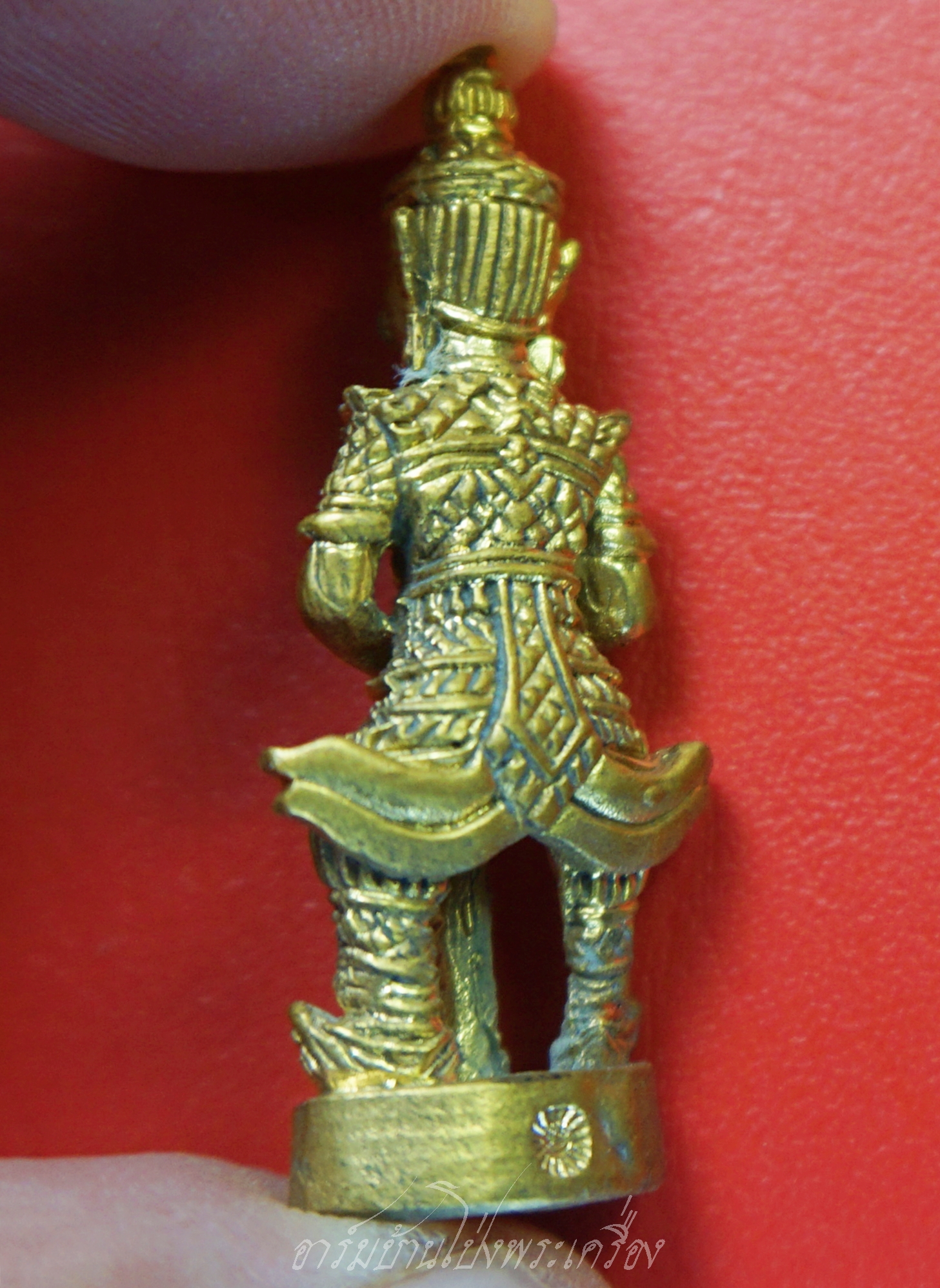 ท้าวเวสสุวรรณ หลวงปู่หมุน ฐิตสีโล วัดบ้านจาน จ.ศรีสะเกษ พศ.๒๕๓๙ เนื้อฝาบาตร(องค์ที่1)