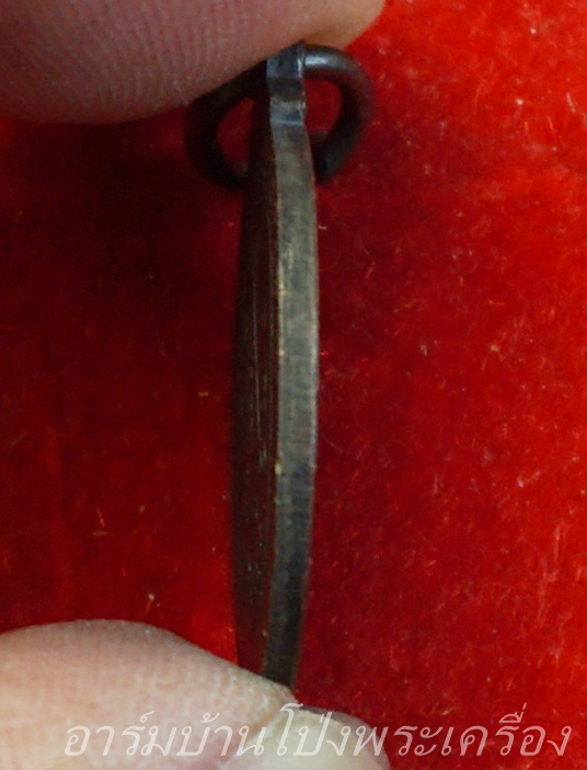 หลวงพ่อสง่า วัดหนองม่วง แจกแม่ครัว รุ่นแรก ปี๒๕๓๓ เนื้อทองแดง หายาก(องค์ที่2)