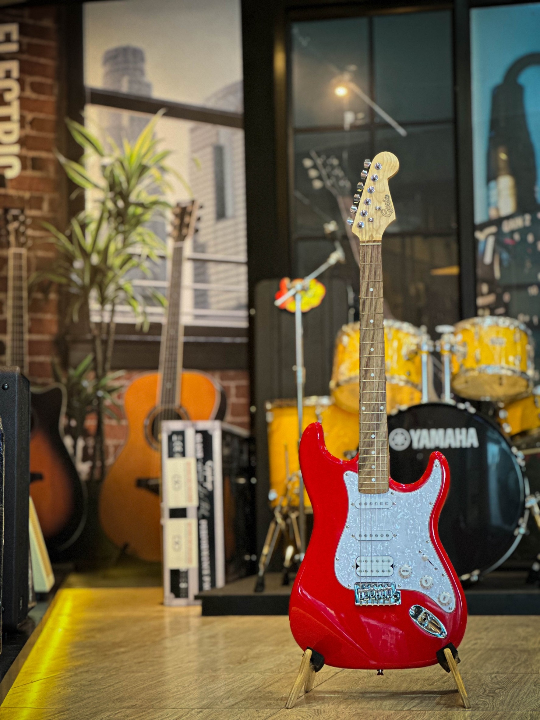 กีต้าร์ไฟฟ้า Gusta รุ่น GST-01 ปิ๊กอัพแบบ HSS มีหลายสี เสียงหนา เล่นได้ทุกแนว *รับประกันสินค้า*