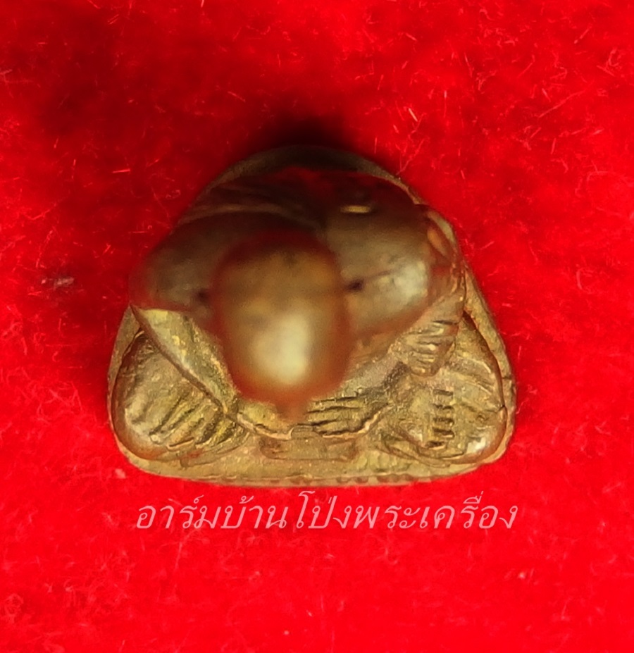 หลวงพ่อพิมพ์มาลัย วัดหุบมะกล่ำ รูปหล่อ เนื้อทองแดง ตอก1โค๊ต(องค์ที่2)