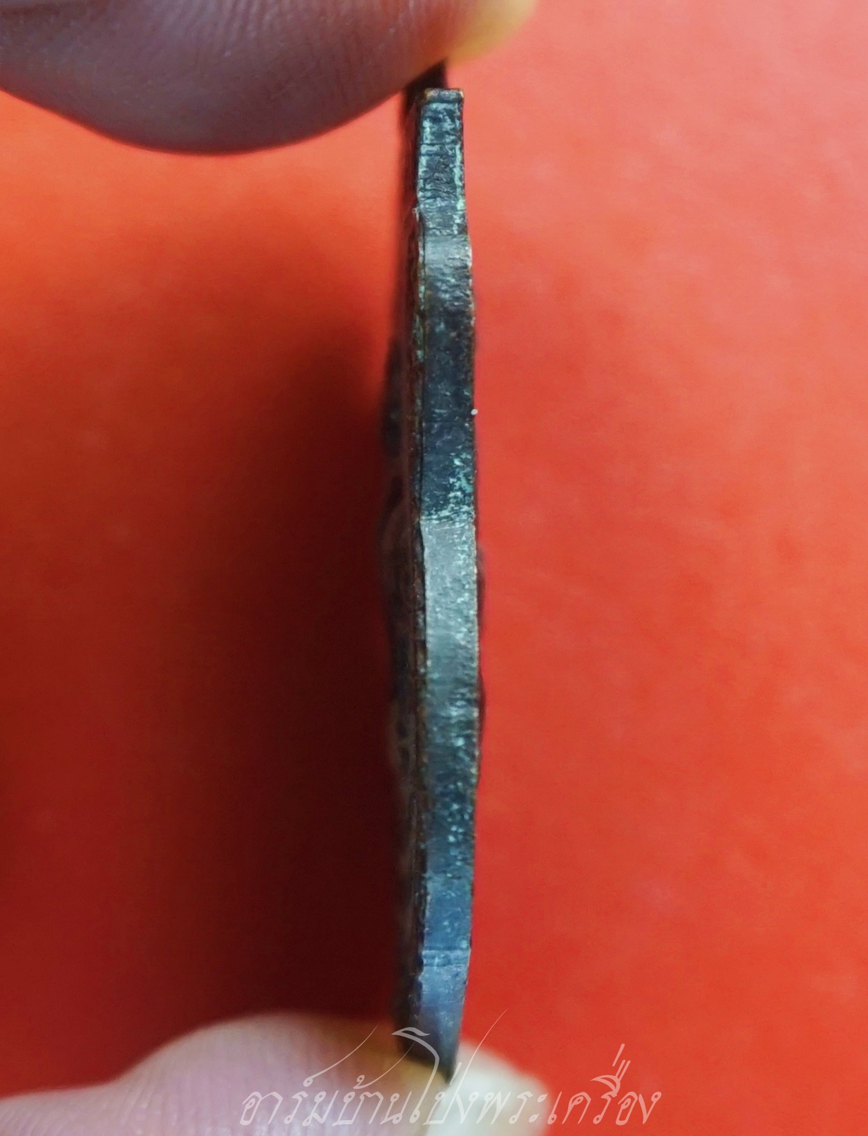 พระเจ้าตากสินมหาราช หลังสมเด็จพุฒาจารย์โต พรหมรังสี กู้ชาติ กู้แผ่นดิน เนื้อทองแดงรมดำ(องค์ที่1)