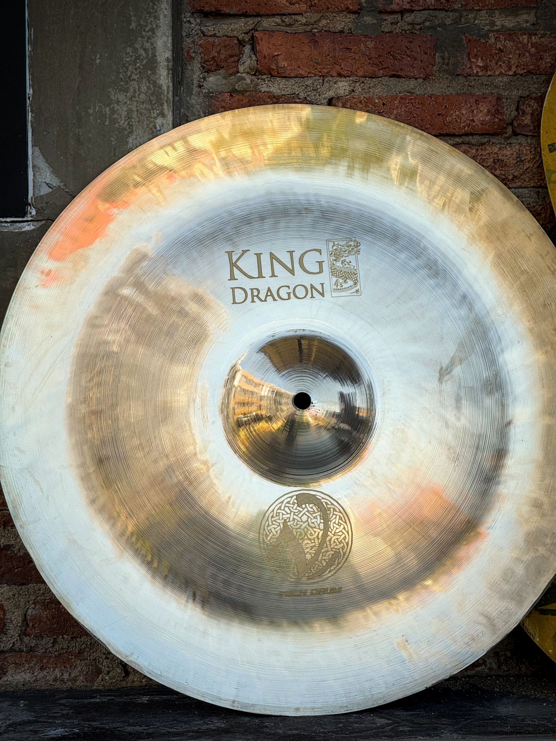 ฉาบไชน่า B-20 ขนาด 18 นิ้ว ฉาบทองเหลือง เสียงหนักแน่น ใสกังวาน