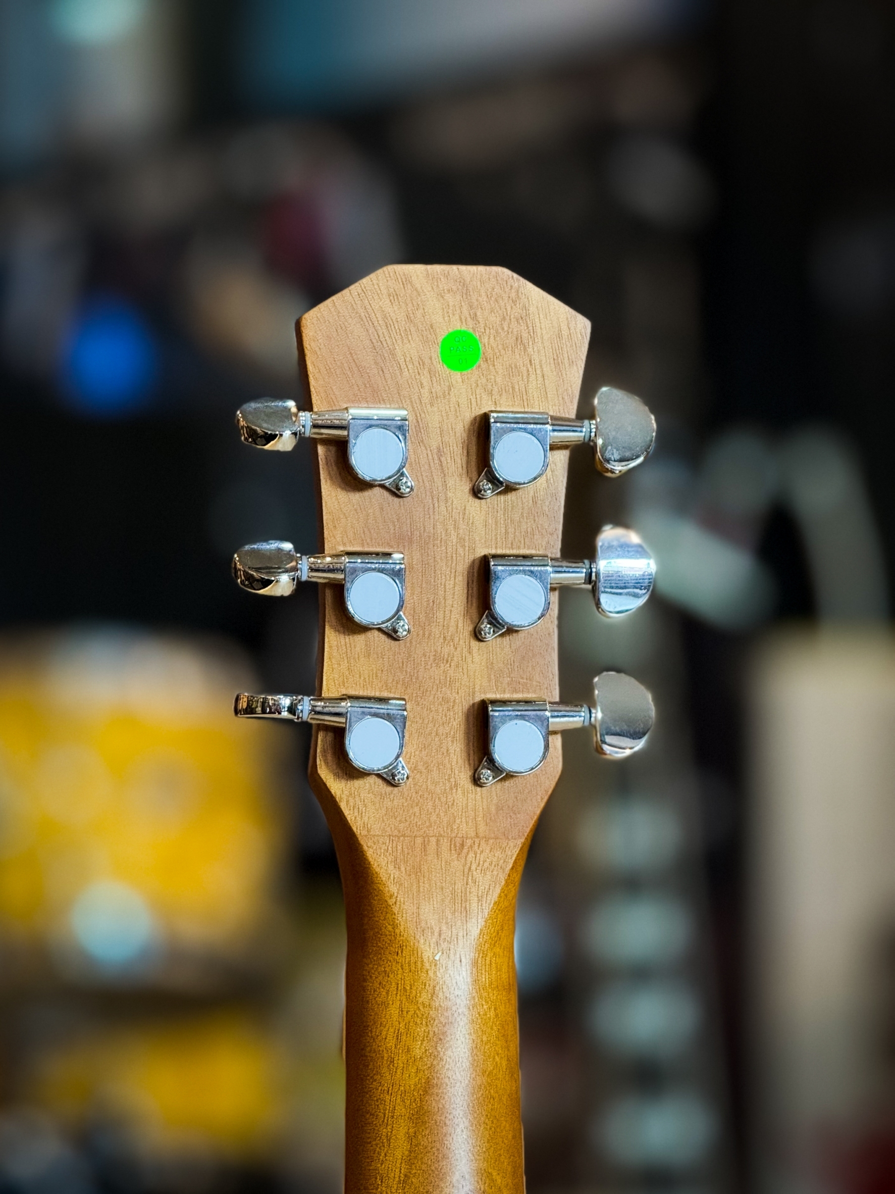 Mclorence กีต้าร์โปร่ง 34 นิ้ว MC-34 สีไม้เข้ม กีตาร์โปร่ง เสียงใสกังวาล ฟรี กระเป๋า Nami เทา / ปิ๊ก4อัน / ประแจ