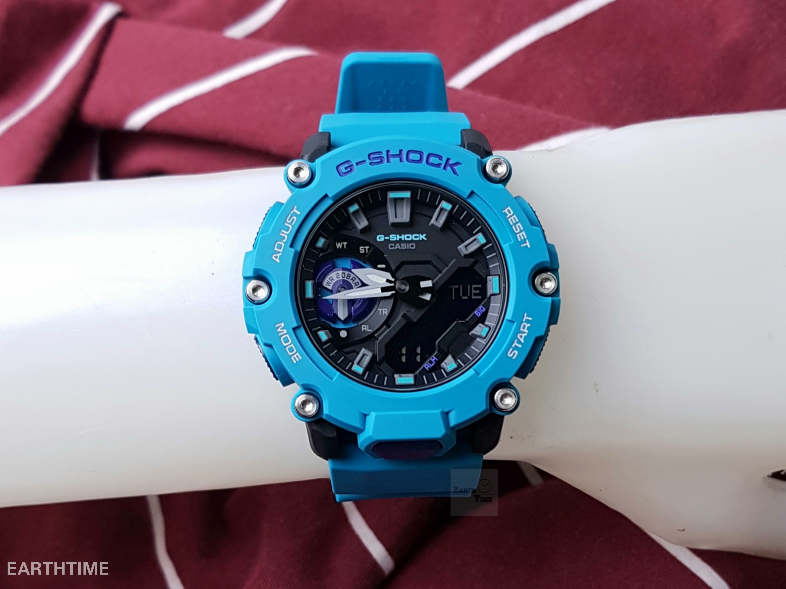 G-Shock GA-2200-2A / Carbon Core Guard with Industrial Style / ของใหม่แท้100%