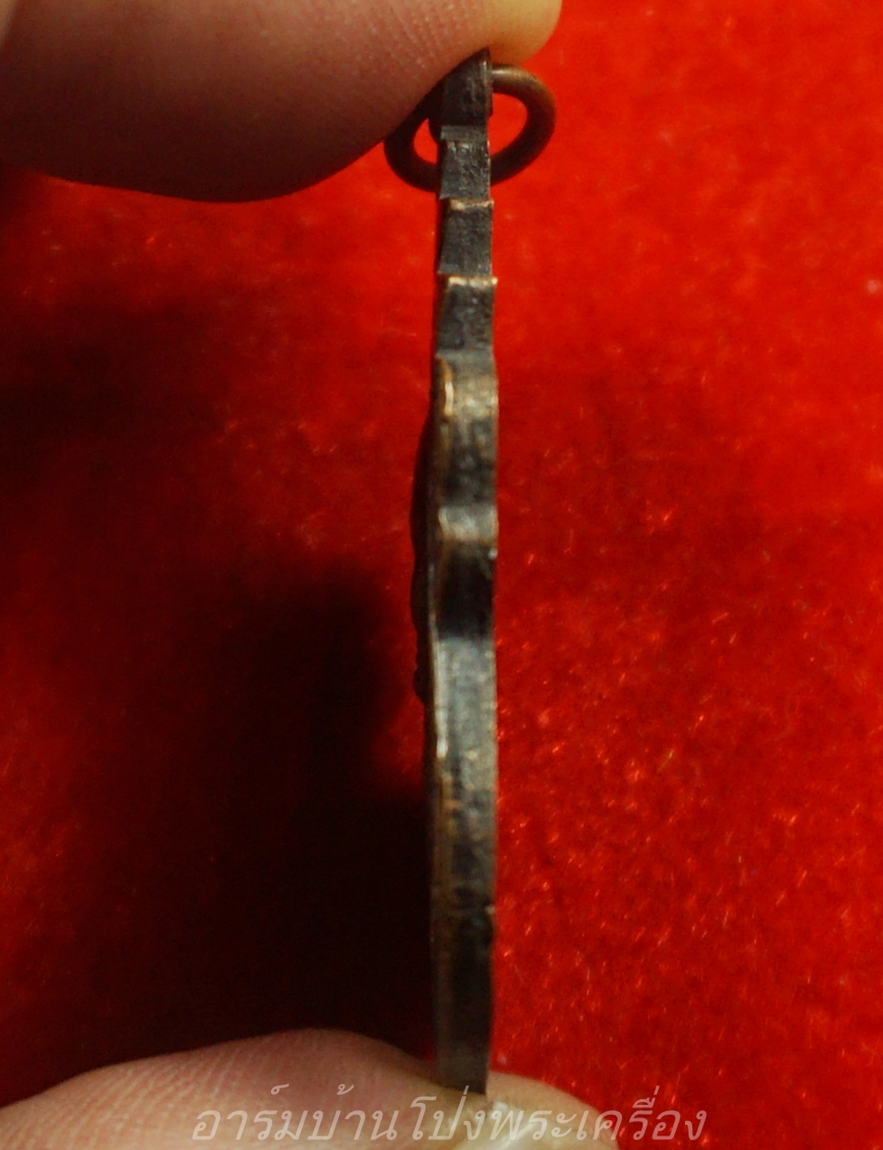 หลวงพ่อทอง วัดบ้านกล้วย รุ่น๑ อายุ๘๑ ปี๓๐ เมื้อทองแดงรมดำ(องค์ที่3)