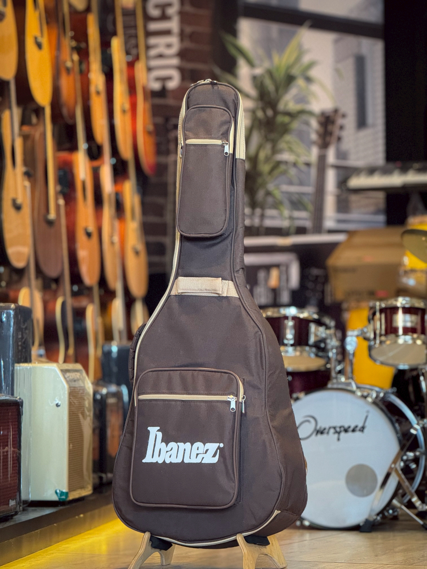 Ibanez กระเป๋ากีต้าร์โปร่ง ขนาด 41" นิ้ว บุฟองน้ำหนา 12 มิล ป้องกันการกระแทก สีน้ำตาล