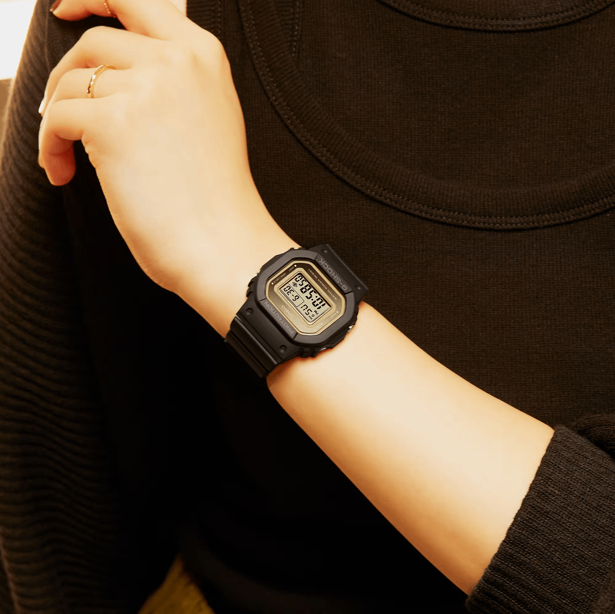 GMD-S5600-1 l Smaller “Square” Model Series l G-SHOCK S Series