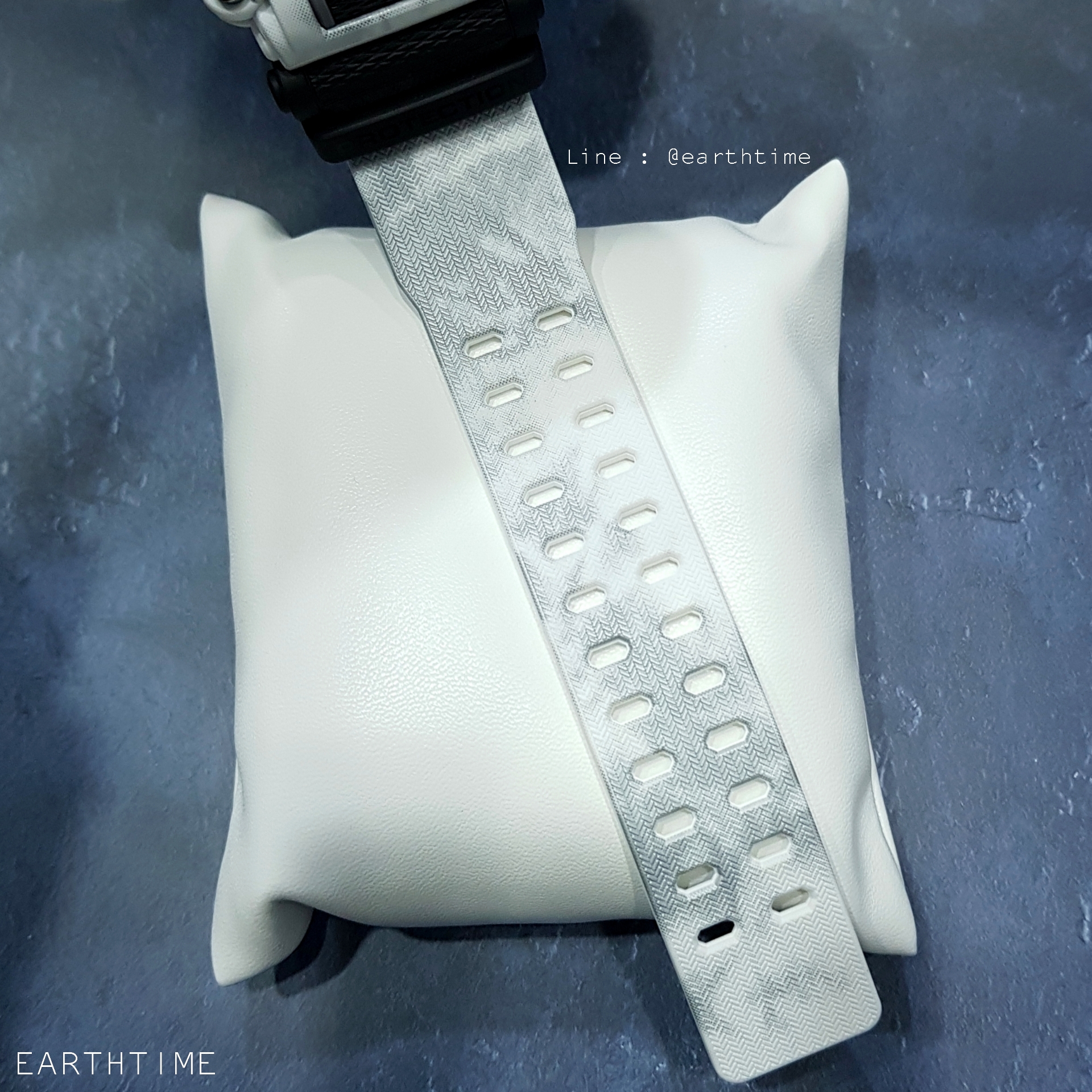 G-Shock GA-900GC-7A l Grunge Snow Camo Series l ของใหม่แท้100%
