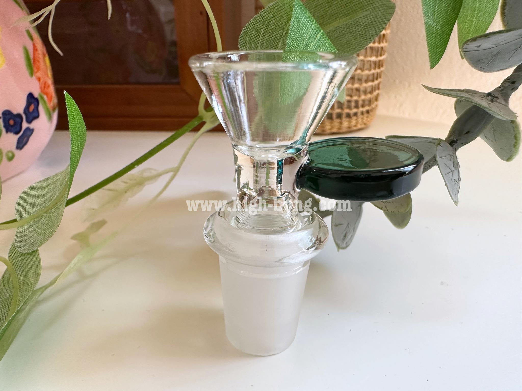 คัพแก้วทรง V ด้ามจับสี (14.5mm)