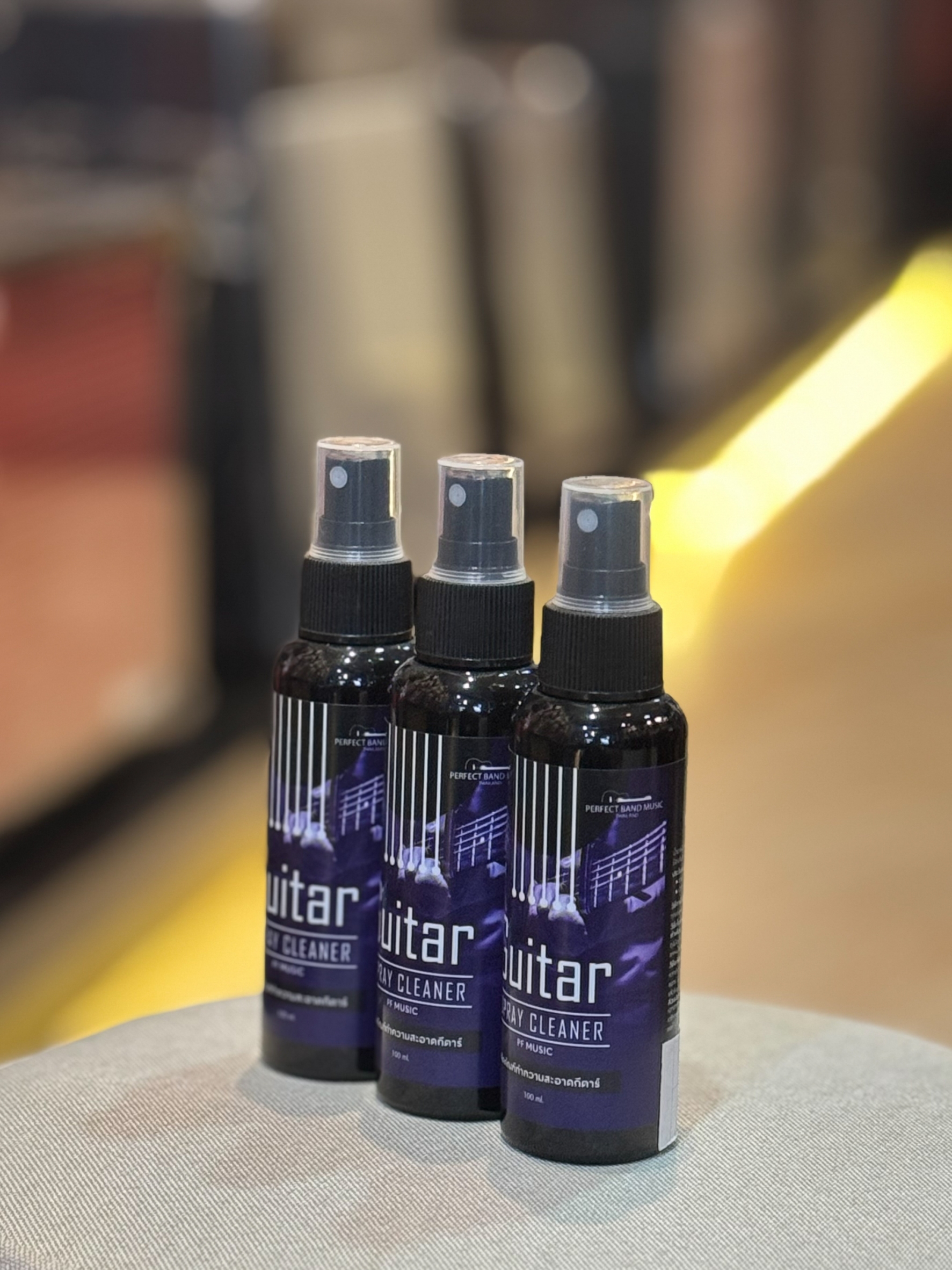 น้ำยาทำความสะอาดกีตาร์ Guitar Spray Cleaner ชนิดสเปรย์ เพื่อช่วยให้กีตาร์สะอาด ป้องกันคราบ