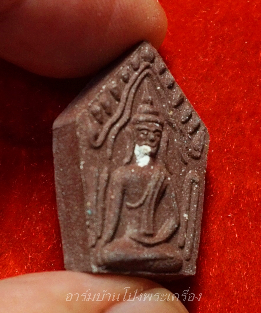 หลวงพ่อวิรัช วัดดีบอน ขุนแผน พิมพ์เล็ก เนื้อน้ำตาล ปี๒๕๖๑(องค์ที่1)