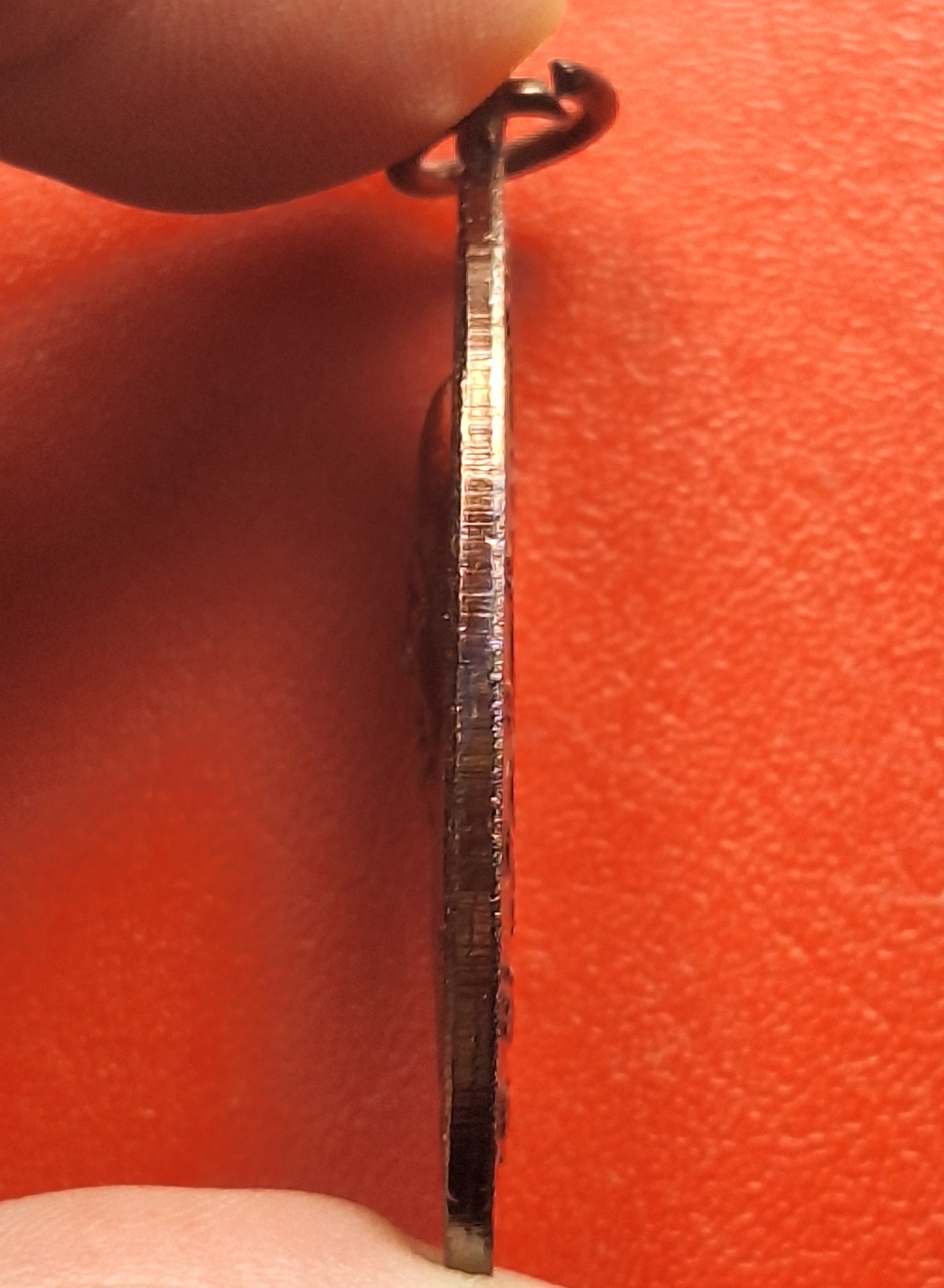 หลวงปู่แผ้ว ปวโร วัดกำแพงแสน ใบขี้เหล็ก วัดกำแพงแสน ปี๒๕๕๗ เนื้อทองแดง บล๊อกนวะ ตอกโค้ต ส.ท.(สุดท้าย)(องค์ที่4)