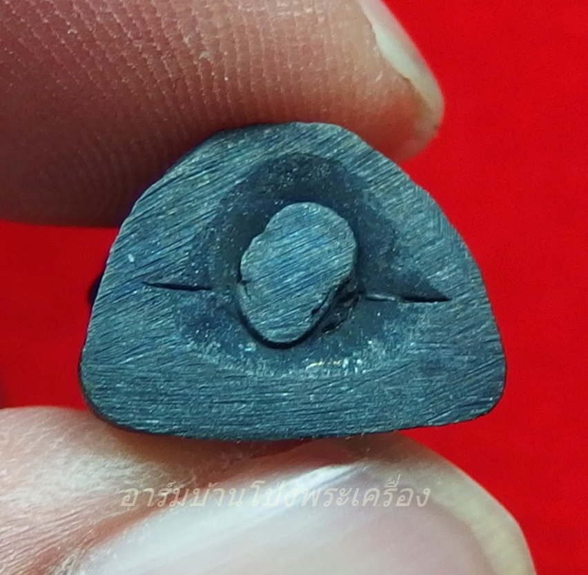 หลวงพ่อคิ้ม วัดหนองเสือ รูปหล่อ รุ่นคุ้มภัย พร้อมกล่อง(องค์ที่1)