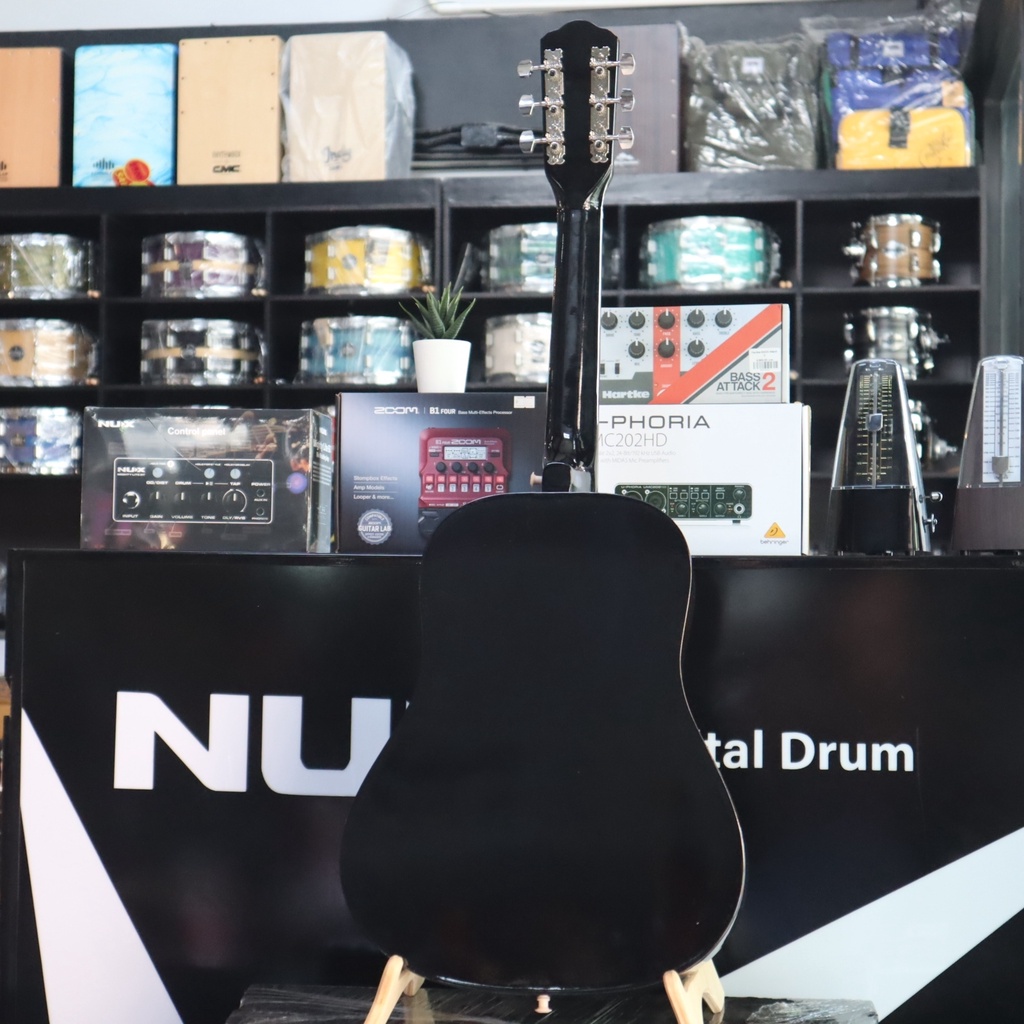 TAKANE 30" กีต้าร์โปร่ง รุ่น TN-30 สีดำ ของแถม 9 ชิ้น