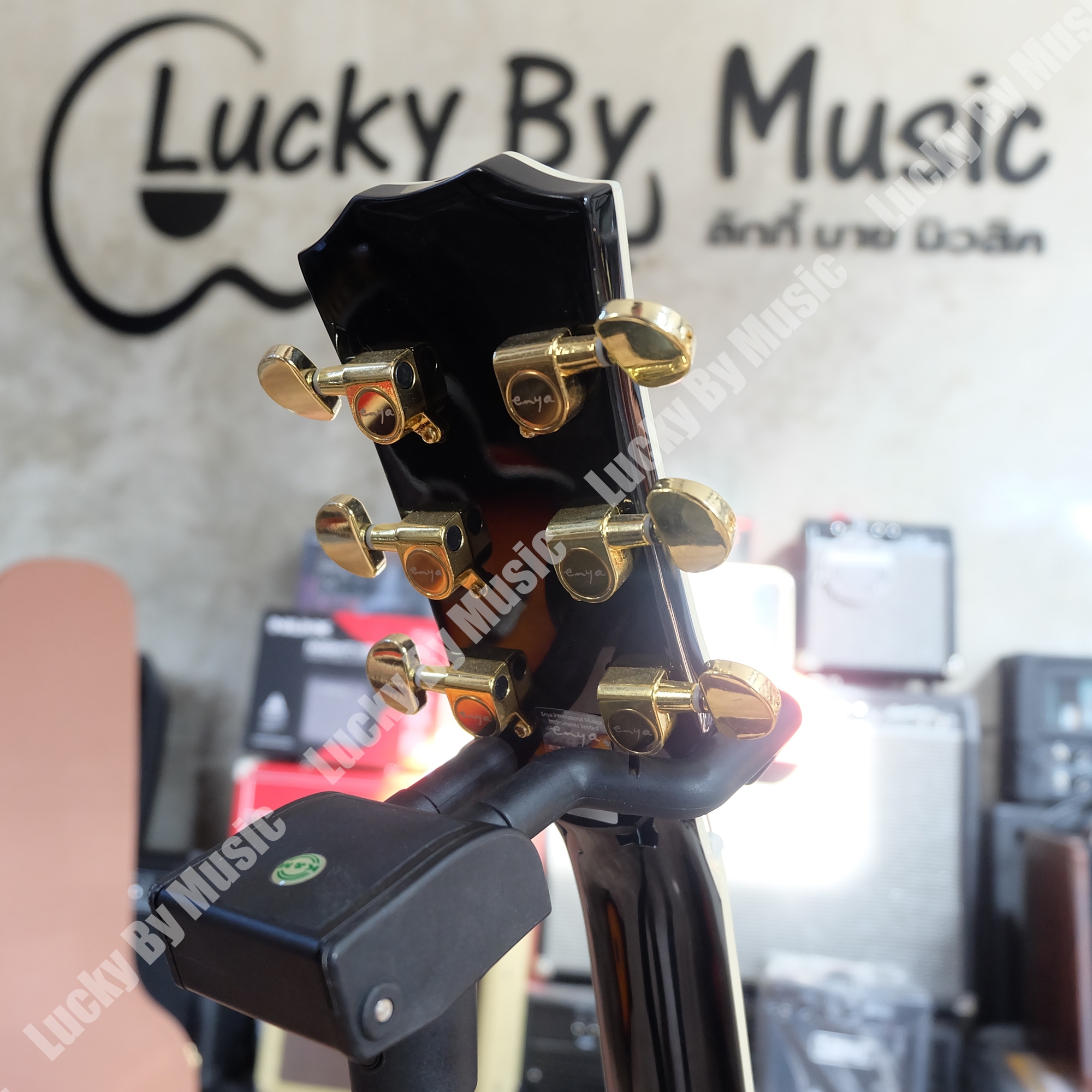กีต้าร์โปร่งไฟฟ้า Enya รุ่น Ed18 EQ สีไม้ รุ่นใหม่ ลูกบิดทอง ฟรี กระเป๋า/สายแจ็ค/สายสะพาย/คาโป้/ประแจ/ปิ๊ก/ที่เก็บปิ๊ก/ใบคอร์ด