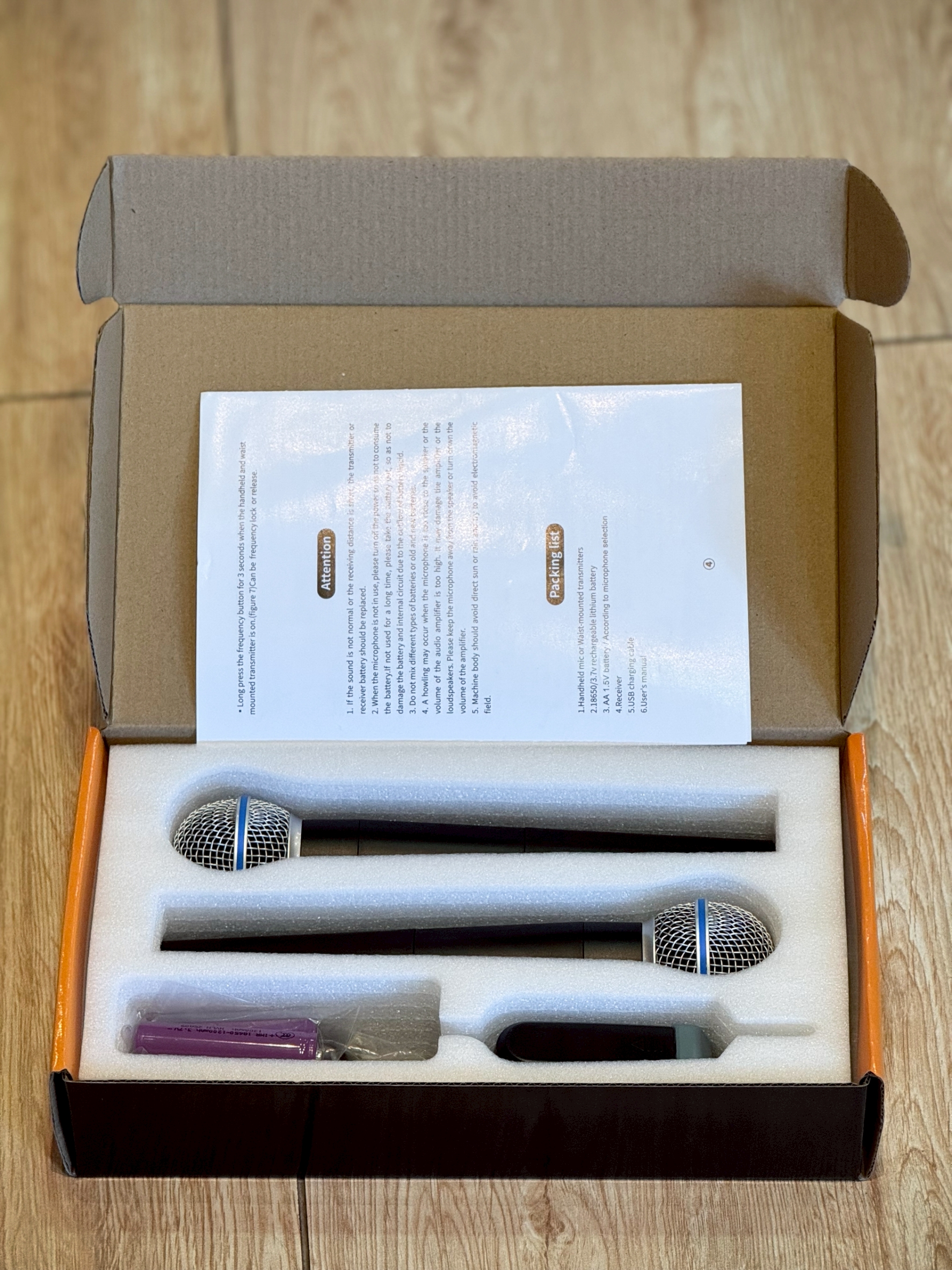 ไมค์ลอยคู่ SOUNDMILAN รุ่น M620 | ไมโครโฟนไร้สาย UHF แบบชาร์จระบบแบตเตอร์รี่ใช้งานได้นาน ระยะรับสัญญาณ 50 เมตร