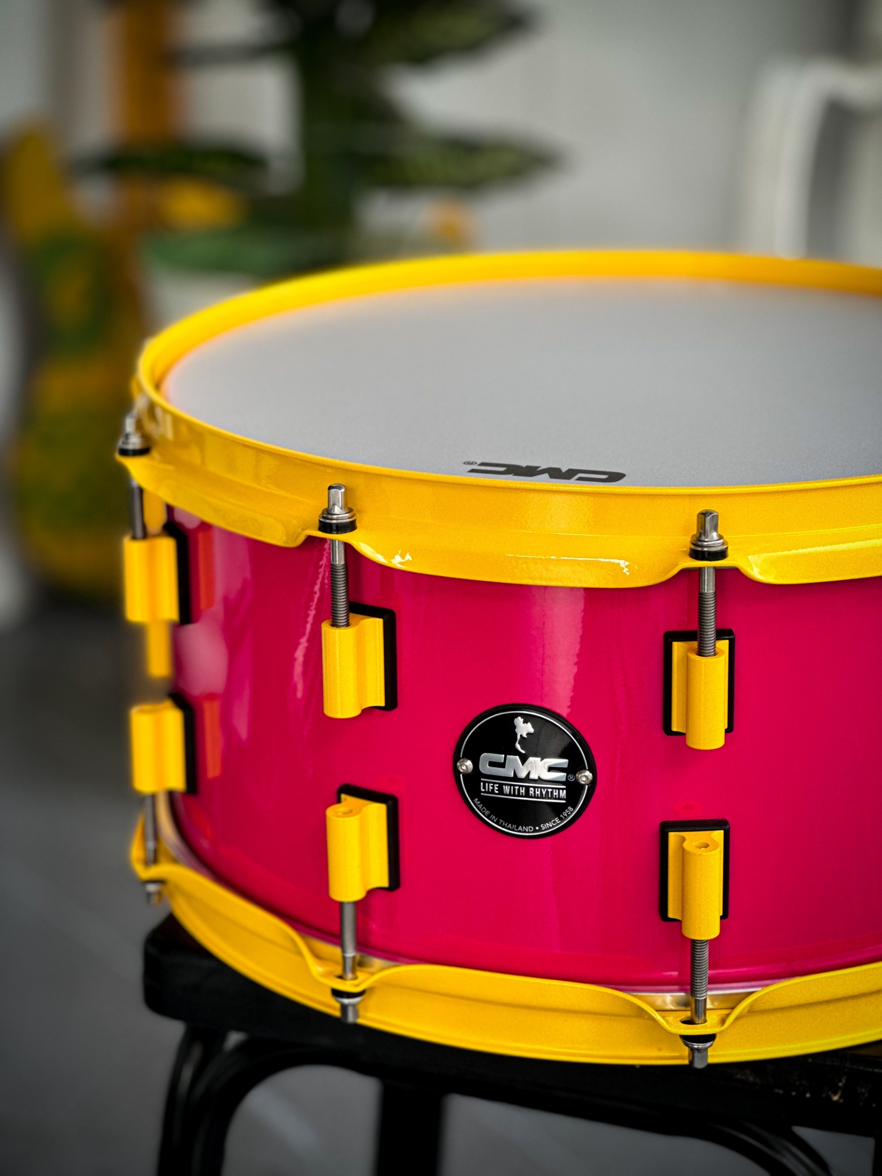 CMC สแนร์เหล็ก ชมพูขอบเหลือง รุ่น Prelude Steel สแนร์ ขนาด 14x7 พร้อม ประแจ ไม้กลอง CMC 1 คู่