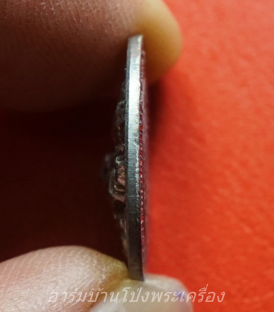 หลวงพ่อหวล วัดชาวเหนือ เสือคาบดาบ(กันชง) ปี๒๕๔๙ พิมพ์เล็ก กะไหล่เงิน(องค์ที่4)