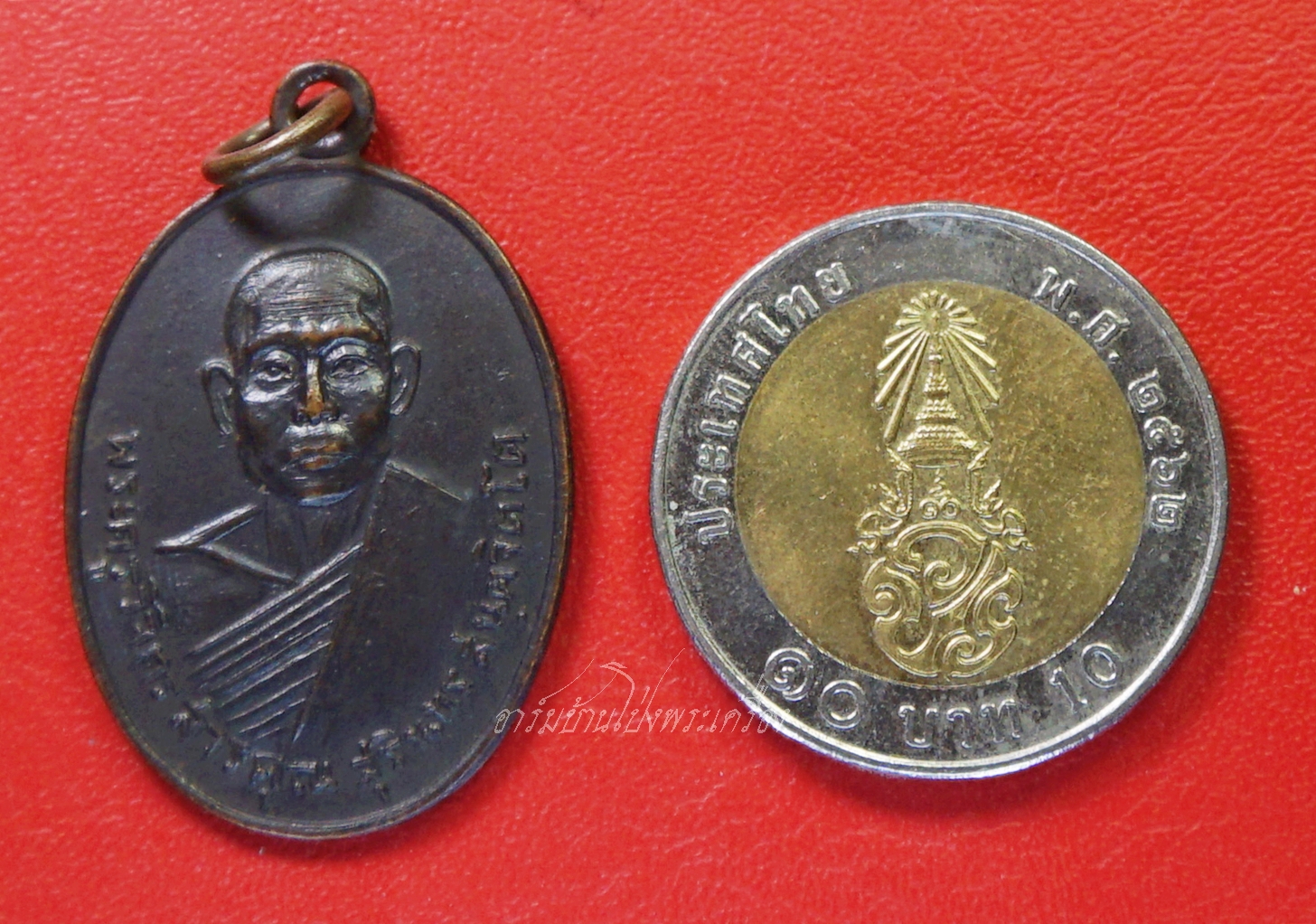 หลวงพ่อสุรินทร์ วัดลาดบัวขาว รุ่นแรก หมูขวาง ปี๒๕๑๒ เนื้อทองแดงรมดำ(องค์ที่1)