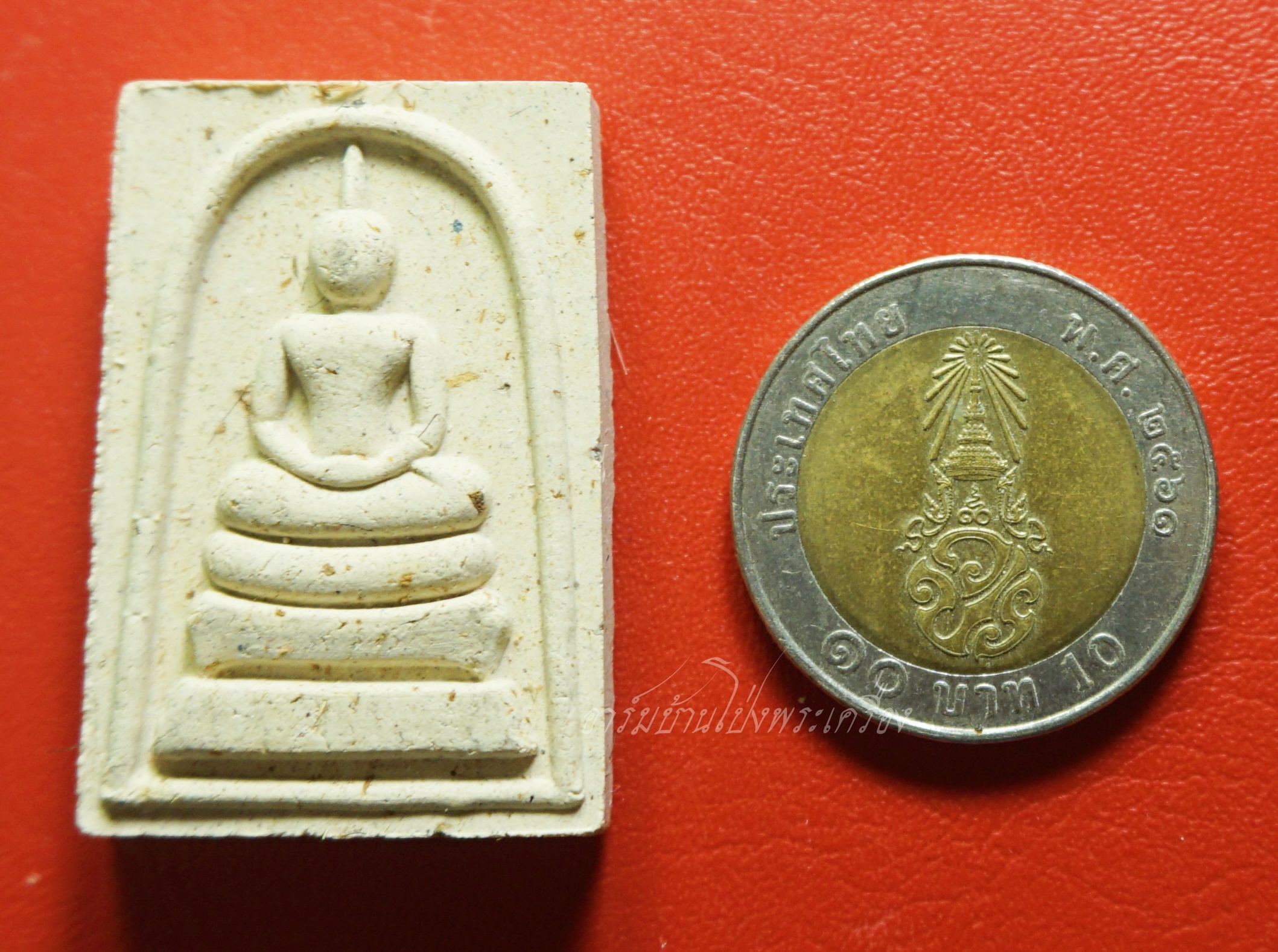 หลวงปู่แผ้ว วัดรางหมัน สมเด็จ รุ่นไตรมาส ปี๒๕๕๑ มวลสารผงพุทธคุณและเกศาหลวงปู่(องค์ที่3)