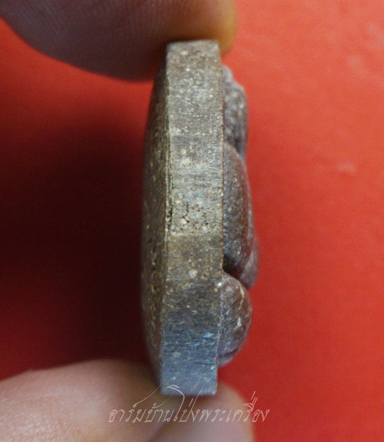 พระปิดตา ผงเหล็กไหล รุ่นแรก หลวงพ่อสัมฤทธิ์ วัดถ้ำแฝด จ.กาญจนบุรี ปี๒๕๓๙ เนื้อผงสีน้ำตาล(องค์ที่2)