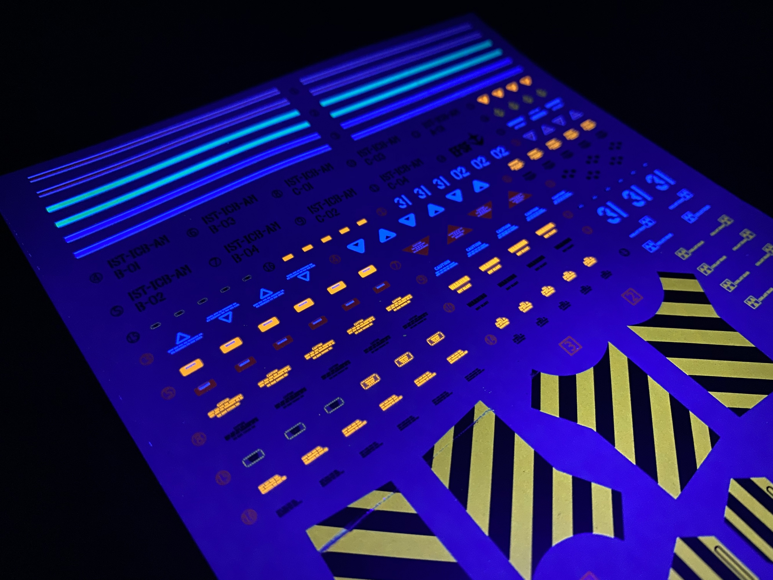 Decal 086 HG1/144 Guntank Early Type & Mobile Worker MW-01 ยี่ห่อ X-Y model