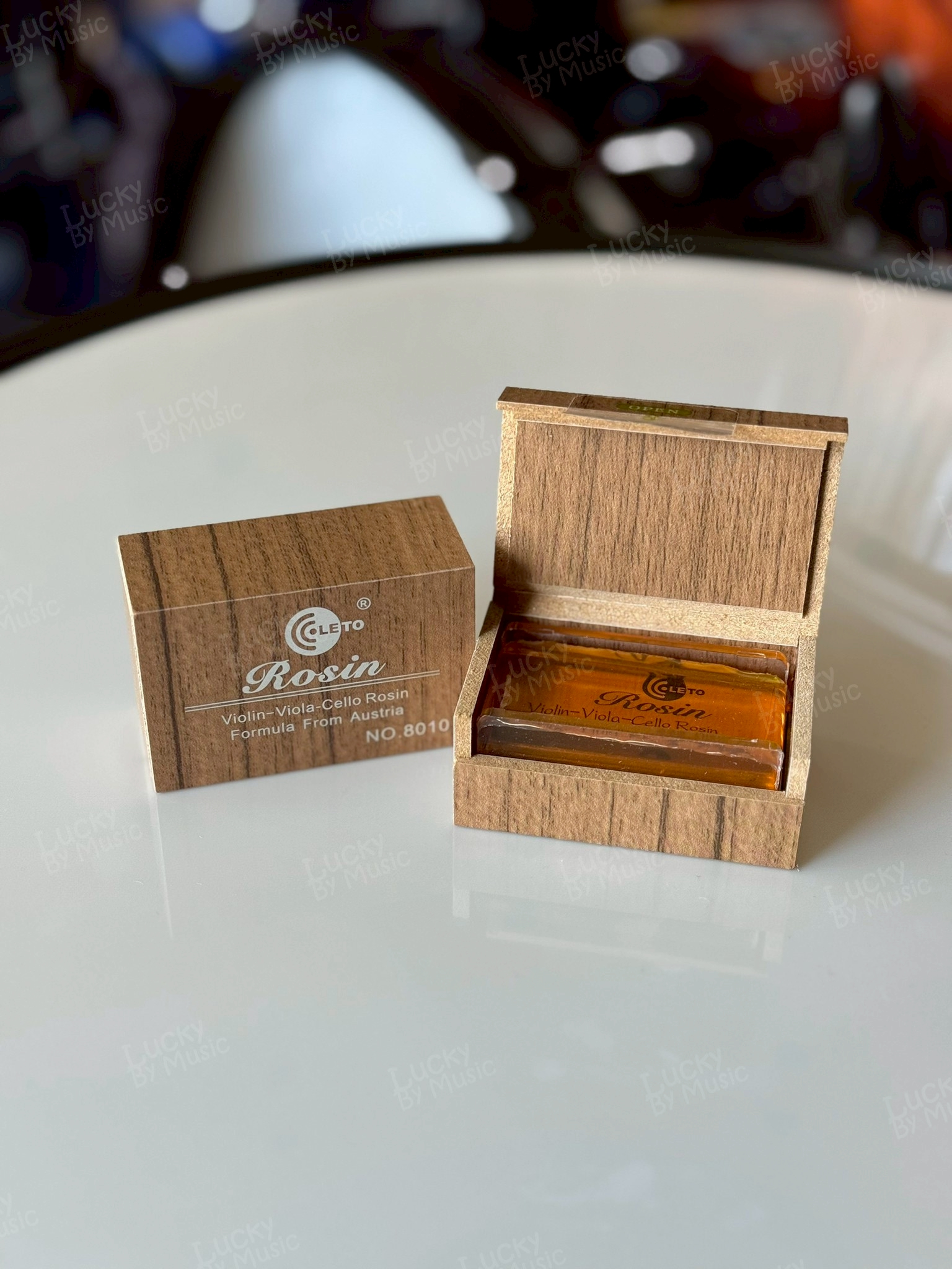 ยางสน Rosin ใช้กับไวโอลิน และ เชลโล่ ขนาด 53X30 มม พร้อมกล่องลายไม้ สูตรจากประเทศออสเตรีย