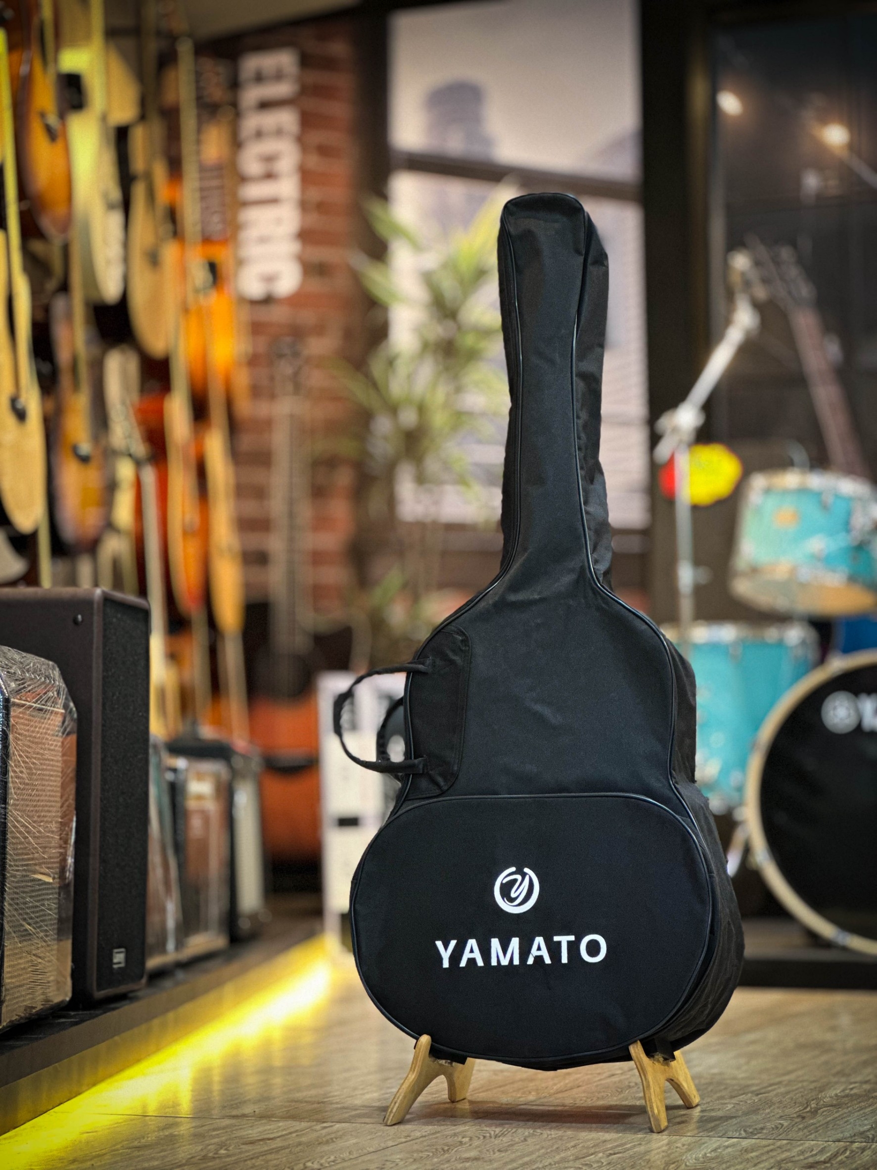 กระเป๋ากีต้าร์โปร่ง 41" YAMATO กระเป๋ากีต้าร์คุณภาพดี ✅ ใส่กีตาร์ได้หลายทรง, มีหูจับด้านข้าง/และด้านหน้า,มีช่องใส่อุปกรณ์/มีสายสะพายหลัง