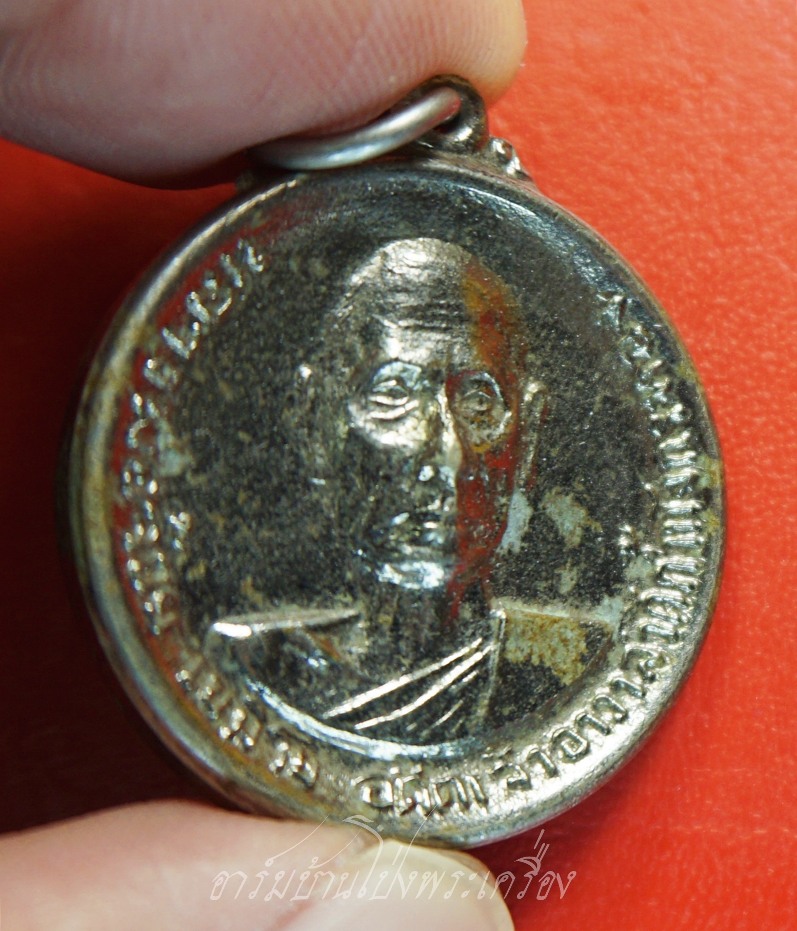 หลวงพ่อจ้อย เขมิโย อดีตเจ้าอาวาส วัดถ้ำมังกรทอง ปี๒๕๑๖ เนื้อกะไหล่เงิน(องค์ที่3)