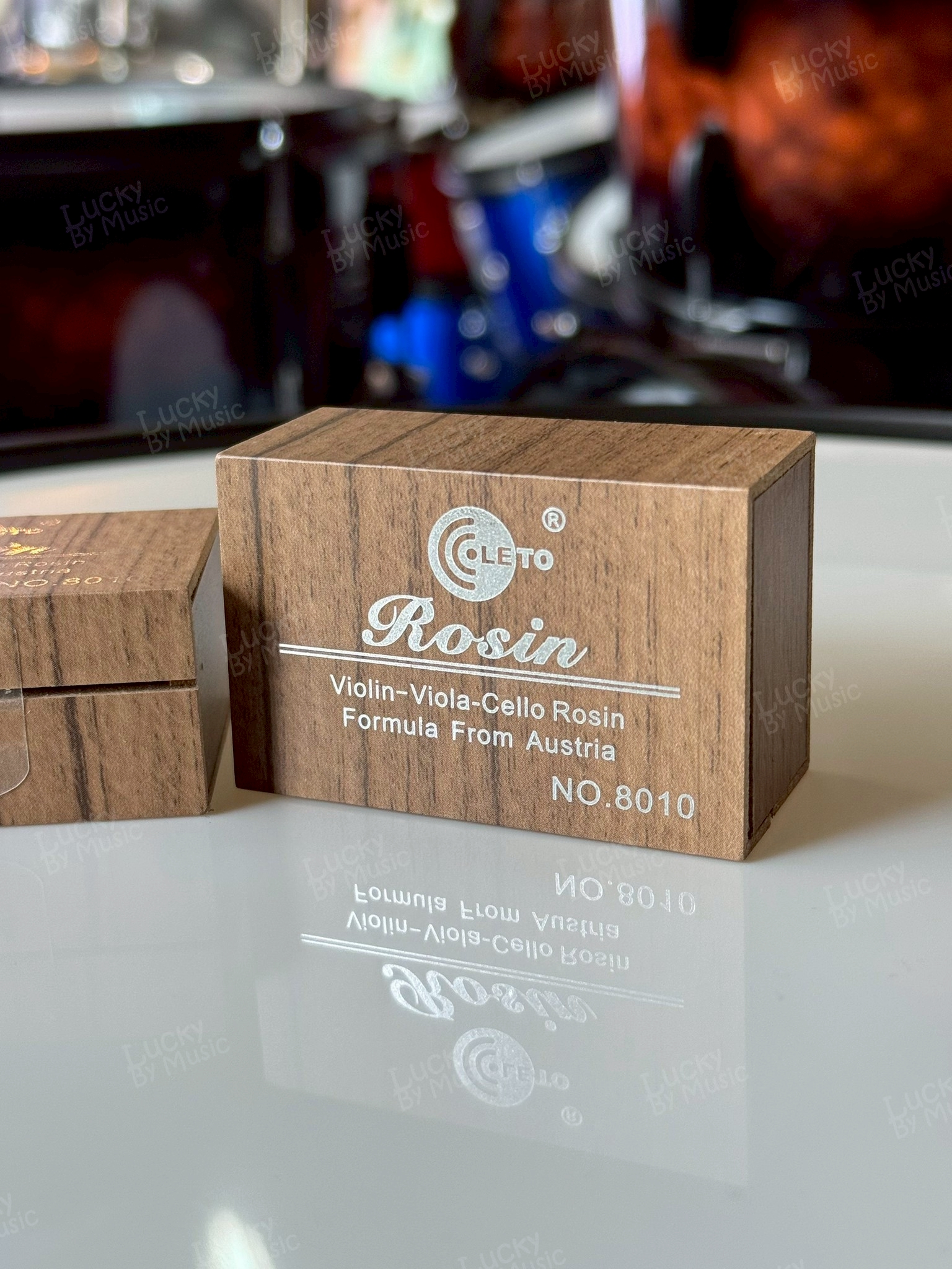 ยางสน Rosin ใช้กับไวโอลิน และ เชลโล่ ขนาด 53X30 มม พร้อมกล่องลายไม้ สูตรจากประเทศออสเตรีย
