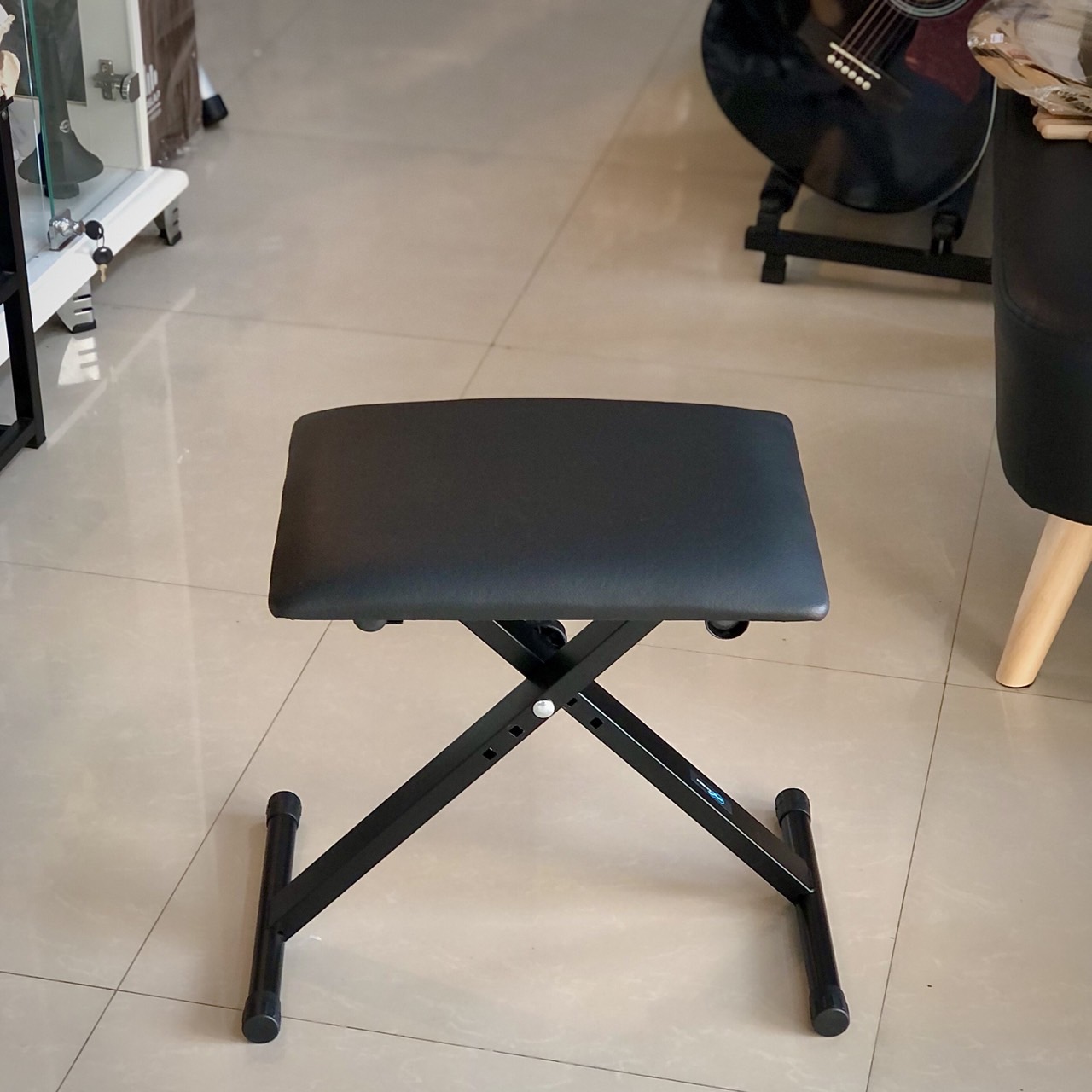 [พร้อมส่ง🚚] BADGER เก้าอี้เปียโน เก้าอี้คีย์บอร์ด เก้าอี้ปรับระดับได้ เก้าอี้ ขาทำจากเหล็ก เบาะหุ้มหนัง / มีปลายทาง