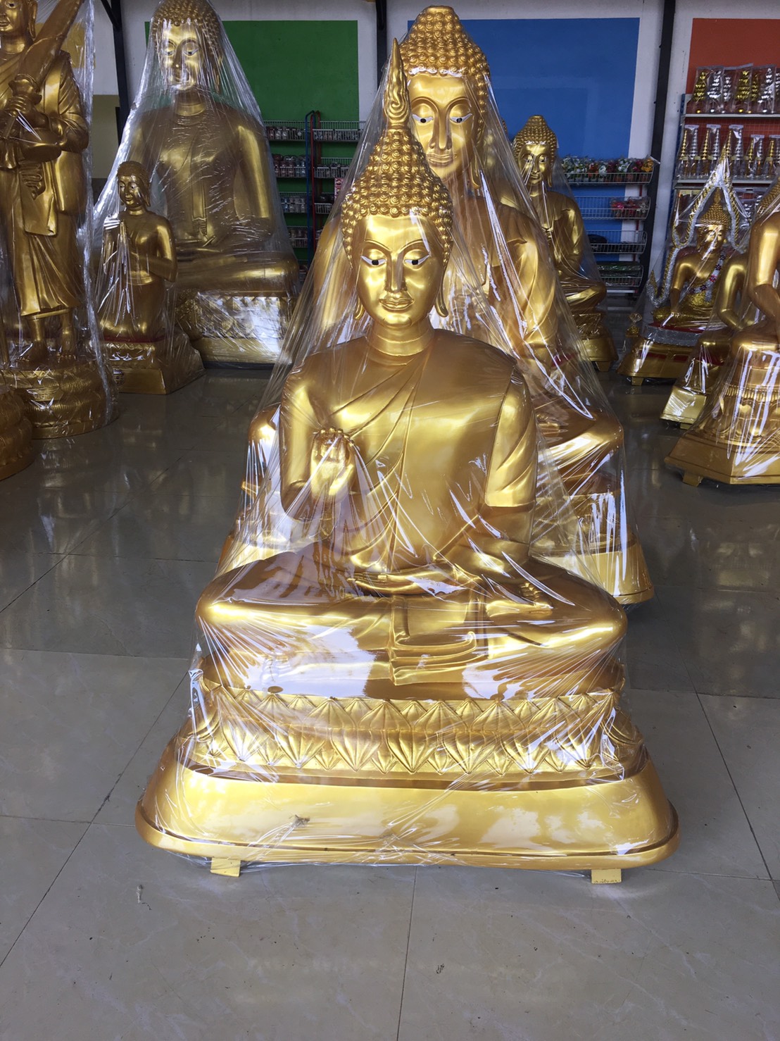 พระประธาน 30 นิ้ว ปางประทานพร