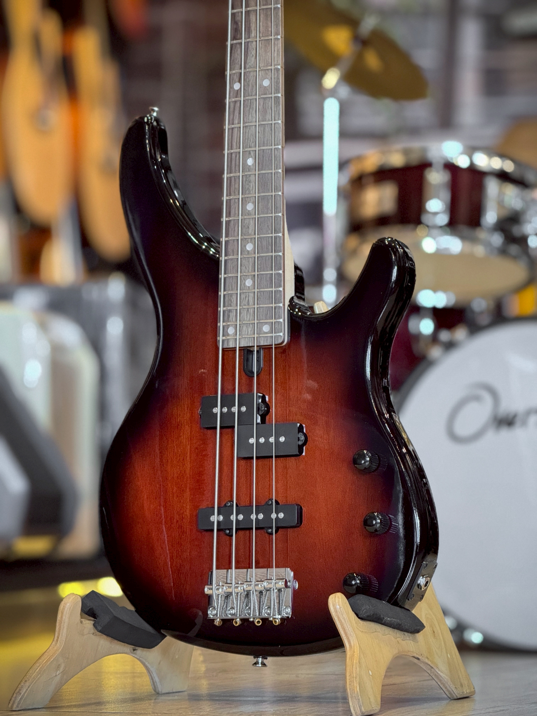 YAMAHA TRBX174 สี Old Violin Sunburst เบสไฟฟ้า 4 สาย รับประกันศูนย์