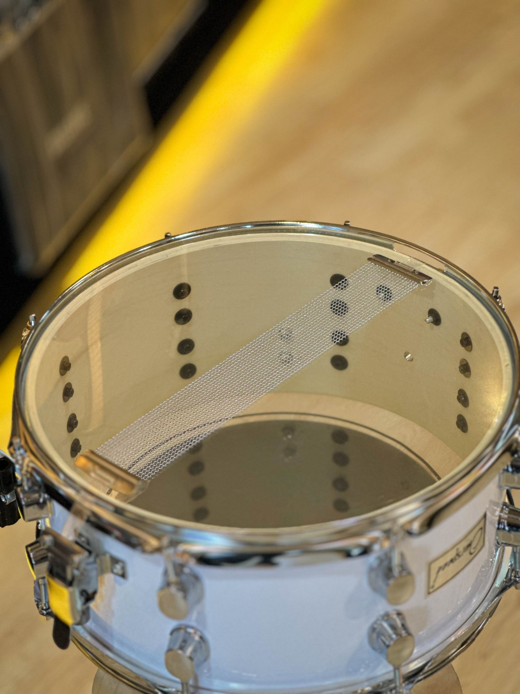 กลองสแนร์ Overspeed ขนาด 14*6.5 นิ้ว กลองเดินแถว แบบถังสั้น กลองพาเหรด พร้อมอาร์มสะพาย อย่างดี + ไม้กลอง / ประแจกลอง