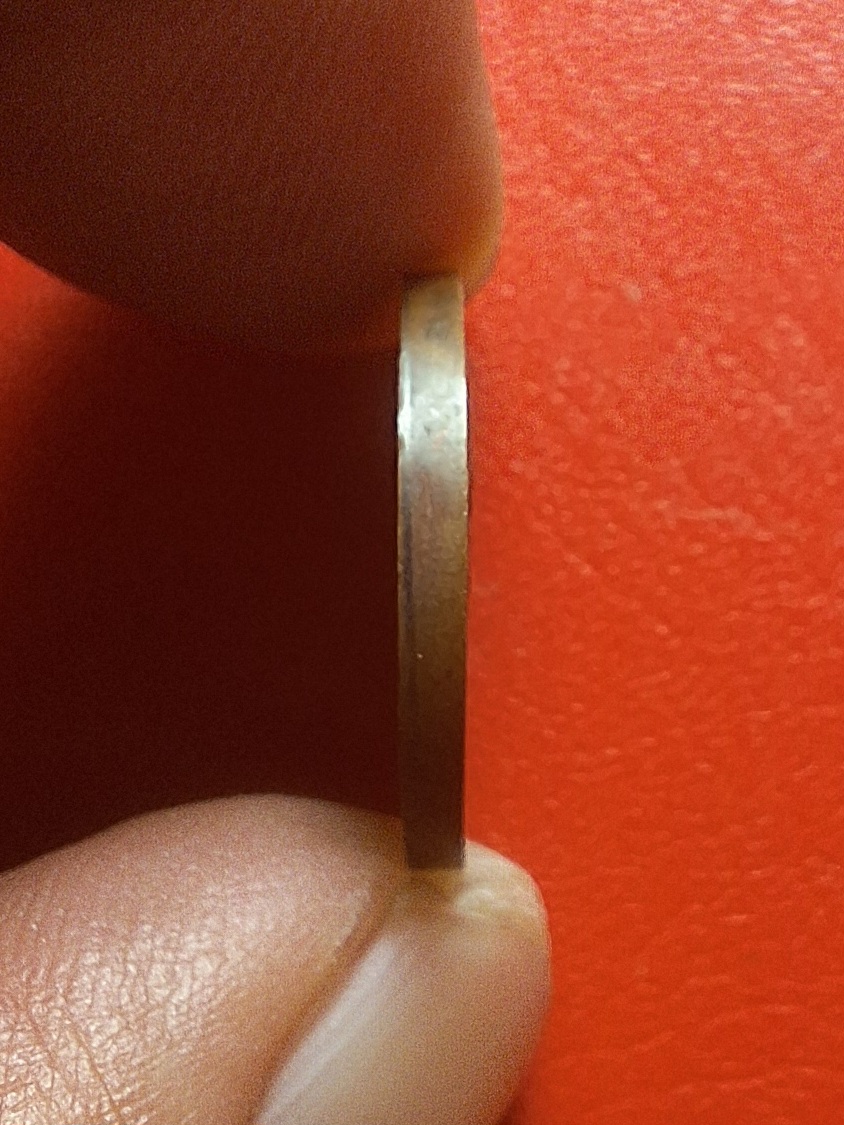 หลวงปู่มหาปิ่น ชลิโต วัดป่าพระธาตุเขาน้อย เหรียญกลม บล็อกกองกษาปณ์(องค์ที่9)